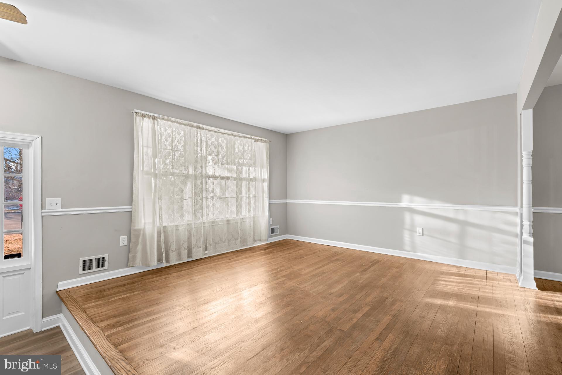 MARLTON - Residential