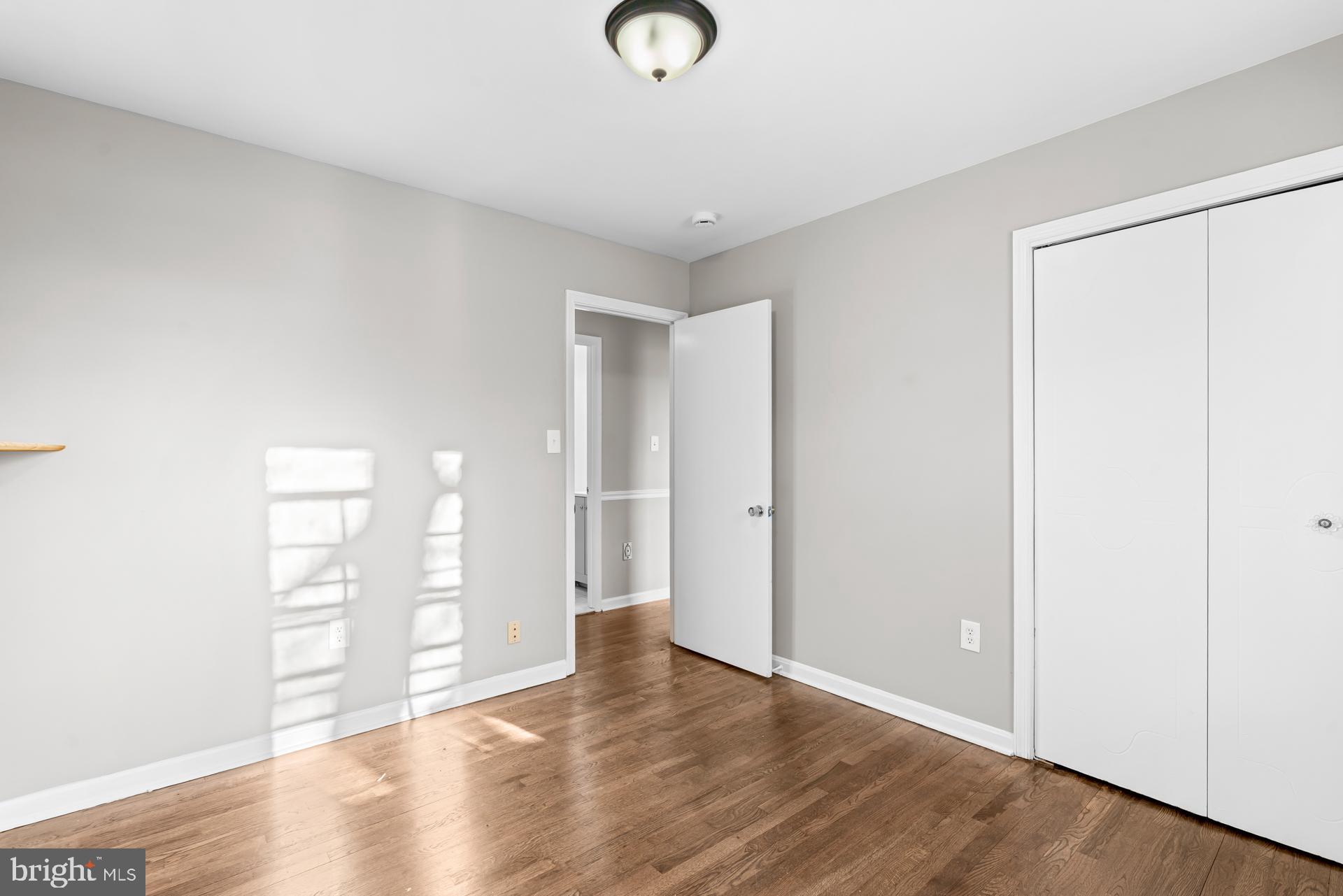 11904 N MARLTON AVENUE