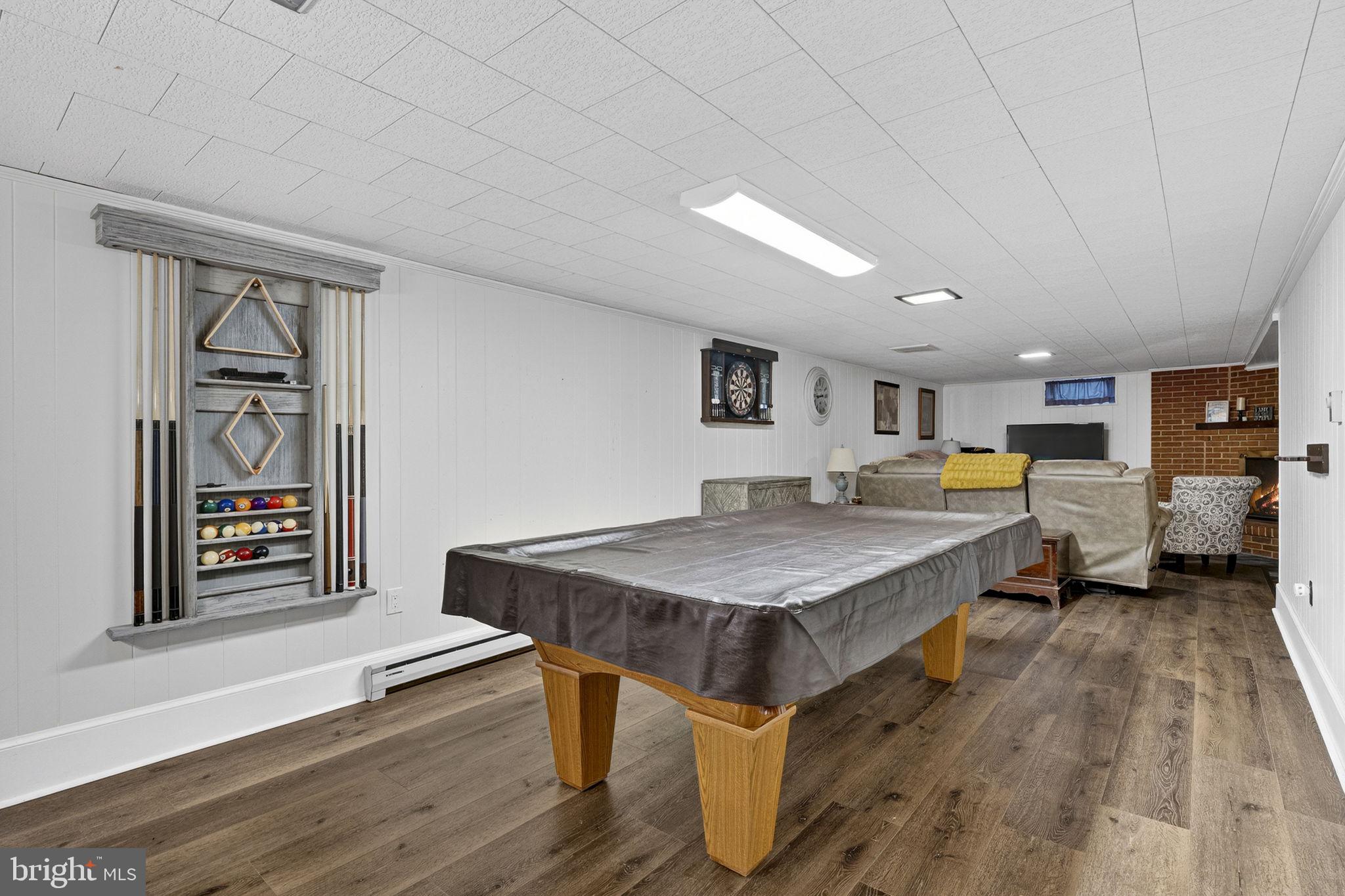 NORTHWESTERN HILLS - Residential