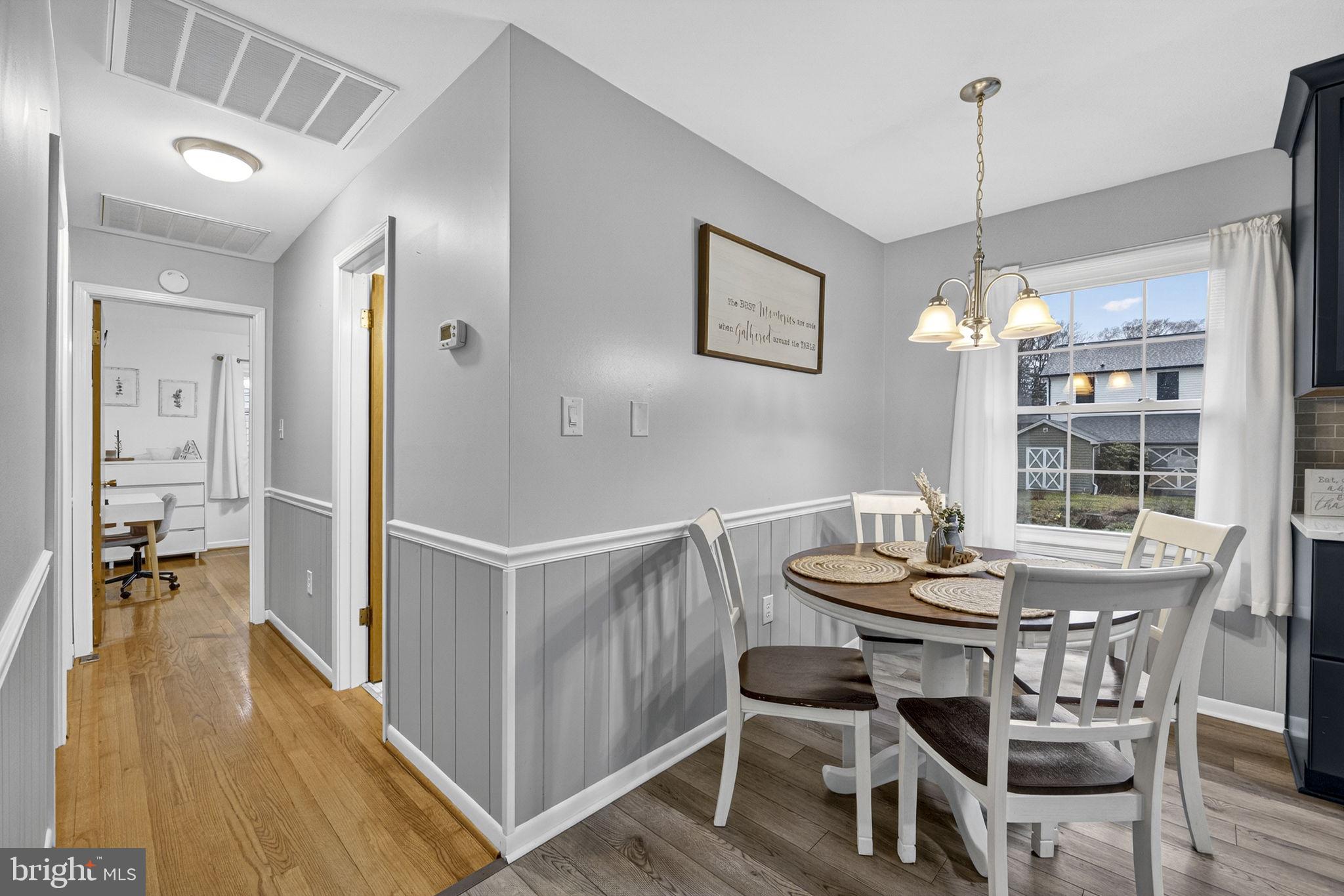 NORTHWESTERN HILLS - Residential