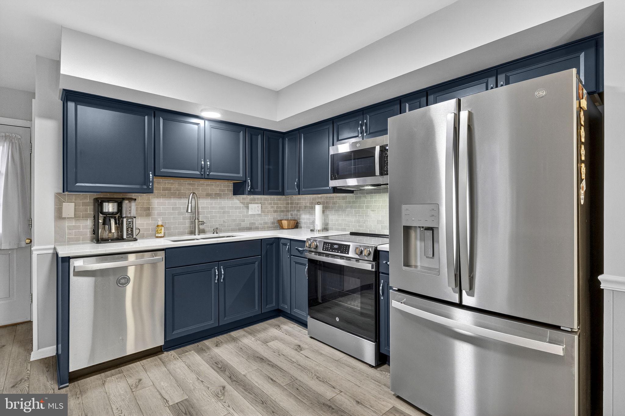 NORTHWESTERN HILLS - Residential