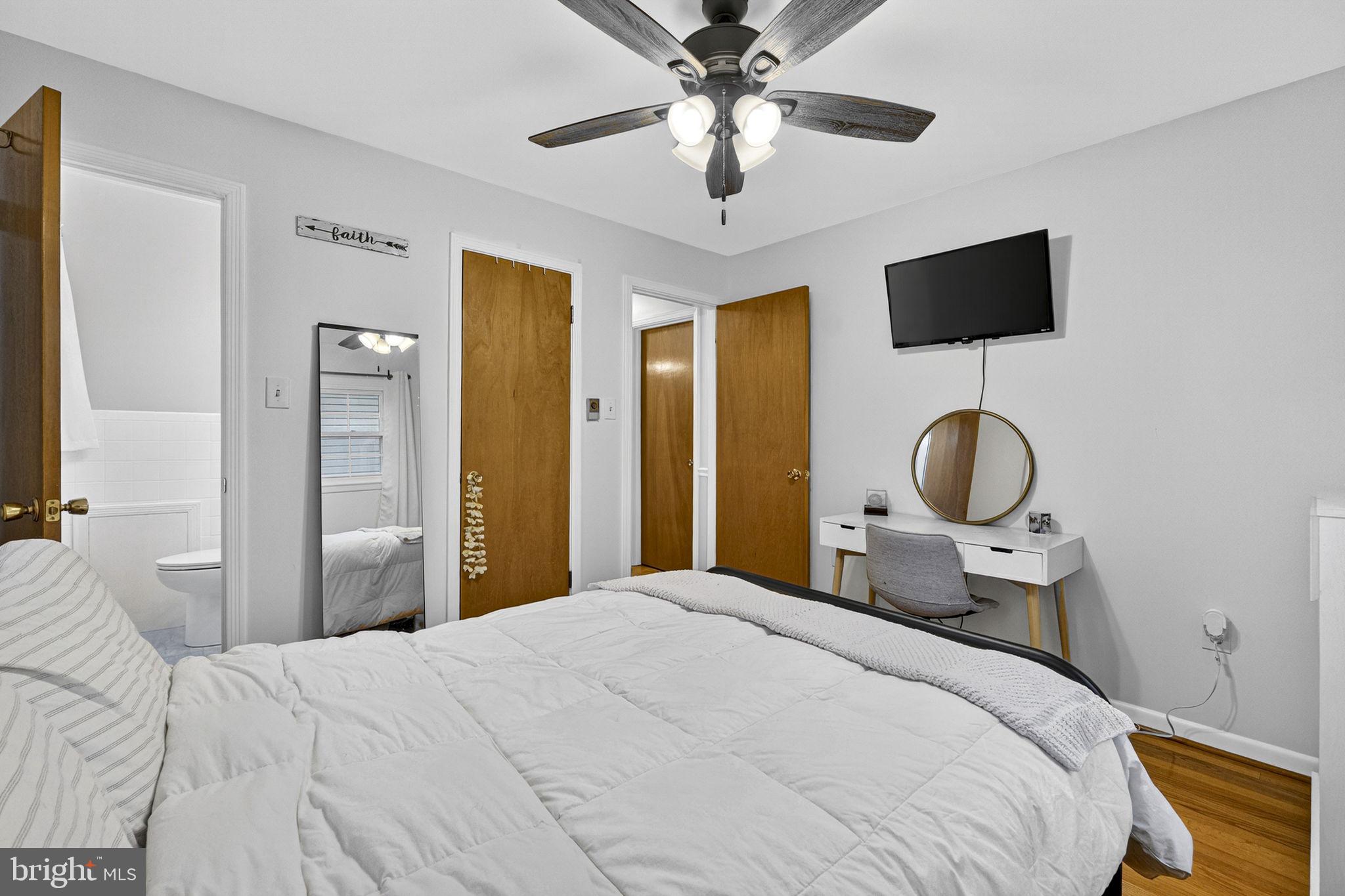 NORTHWESTERN HILLS - Residential