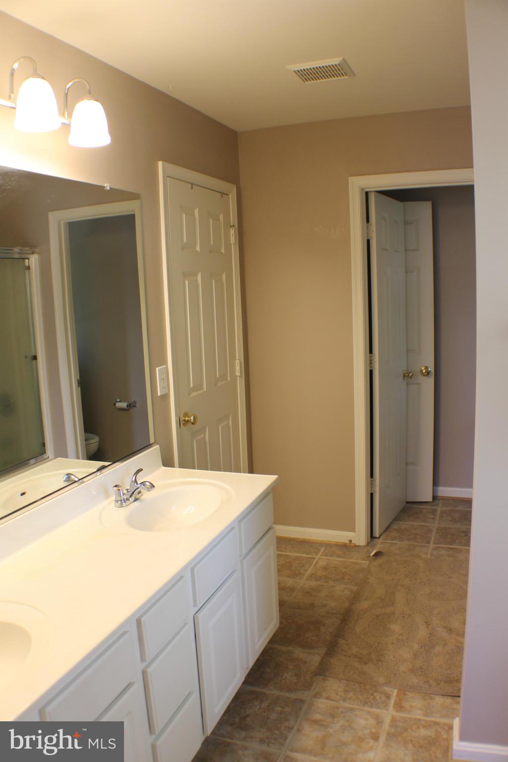 SOUTH OAKS - Residential