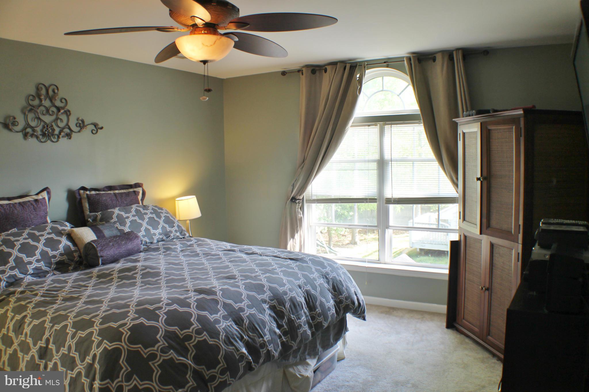 SOUTH OAKS - Residential