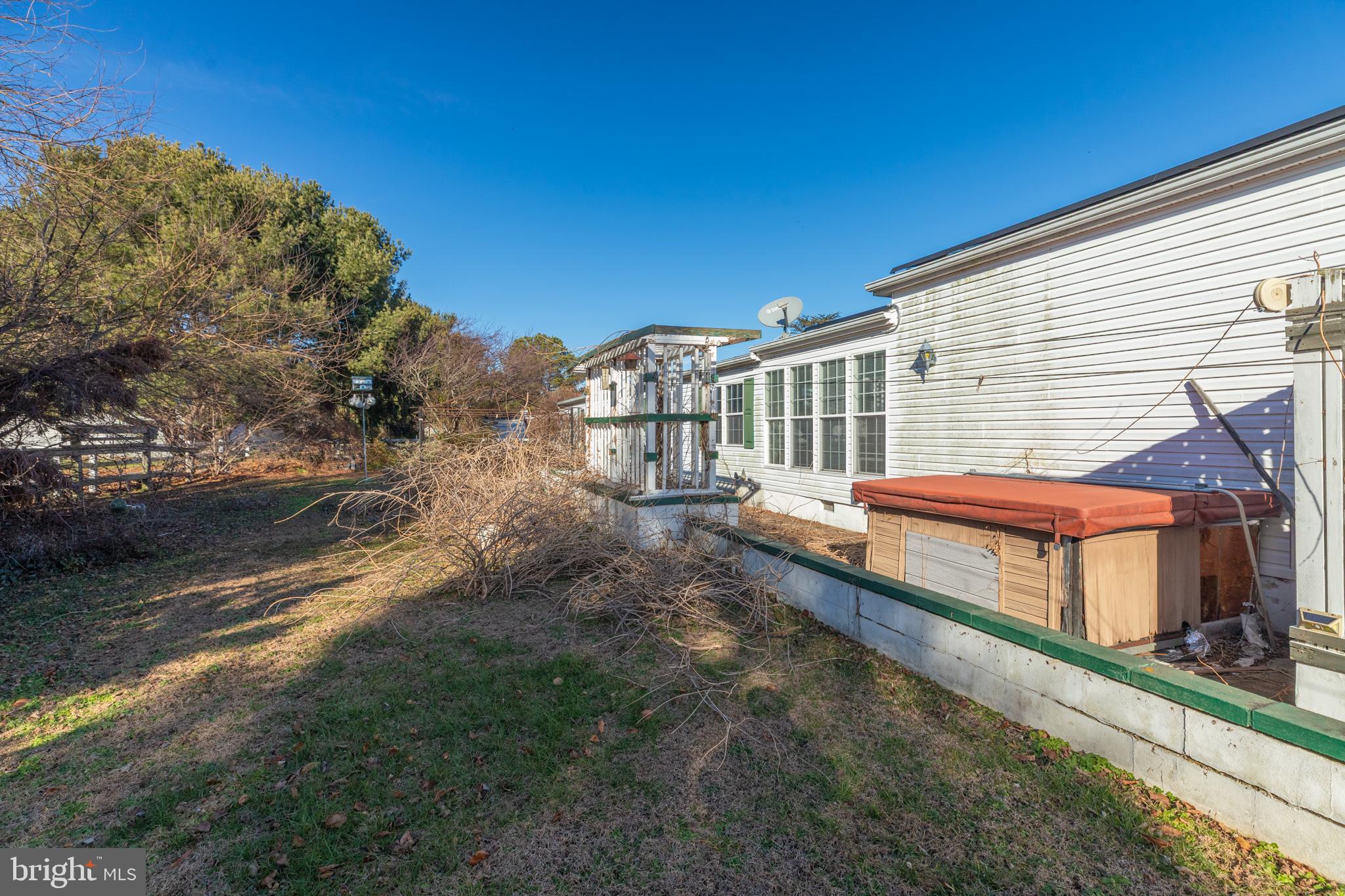 TEAL POINT - Residential