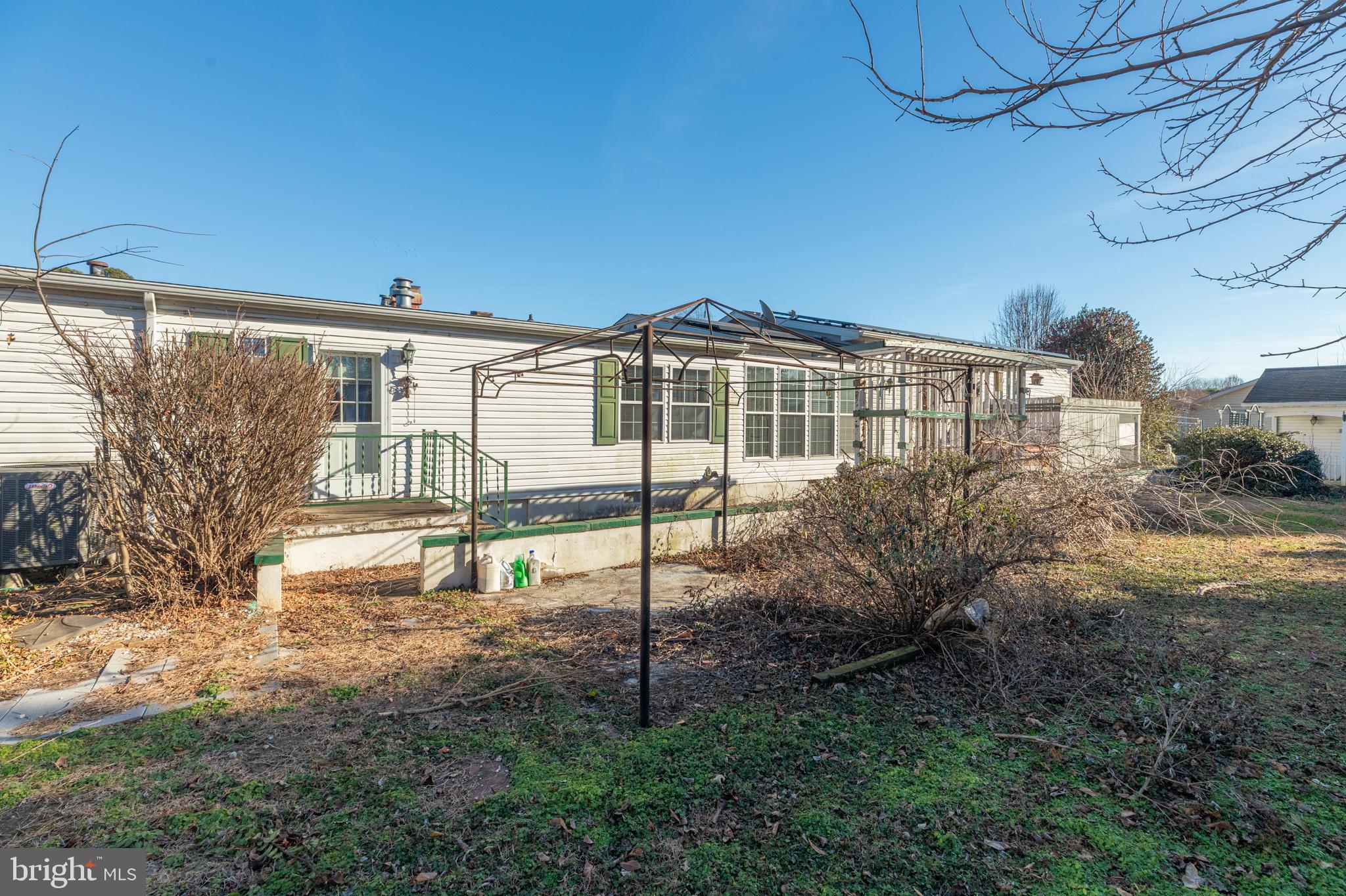 TEAL POINT - Residential