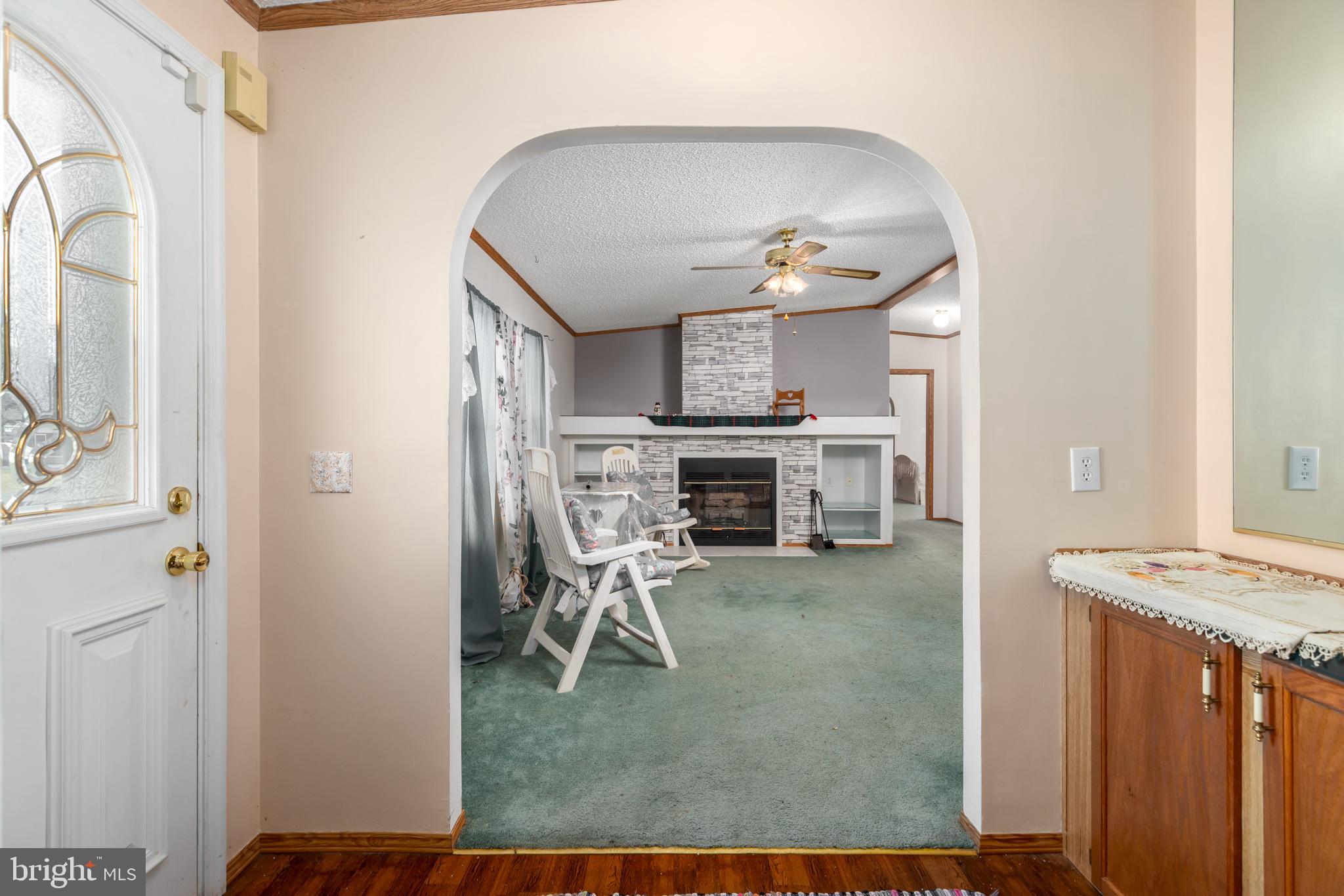 TEAL POINT - Residential