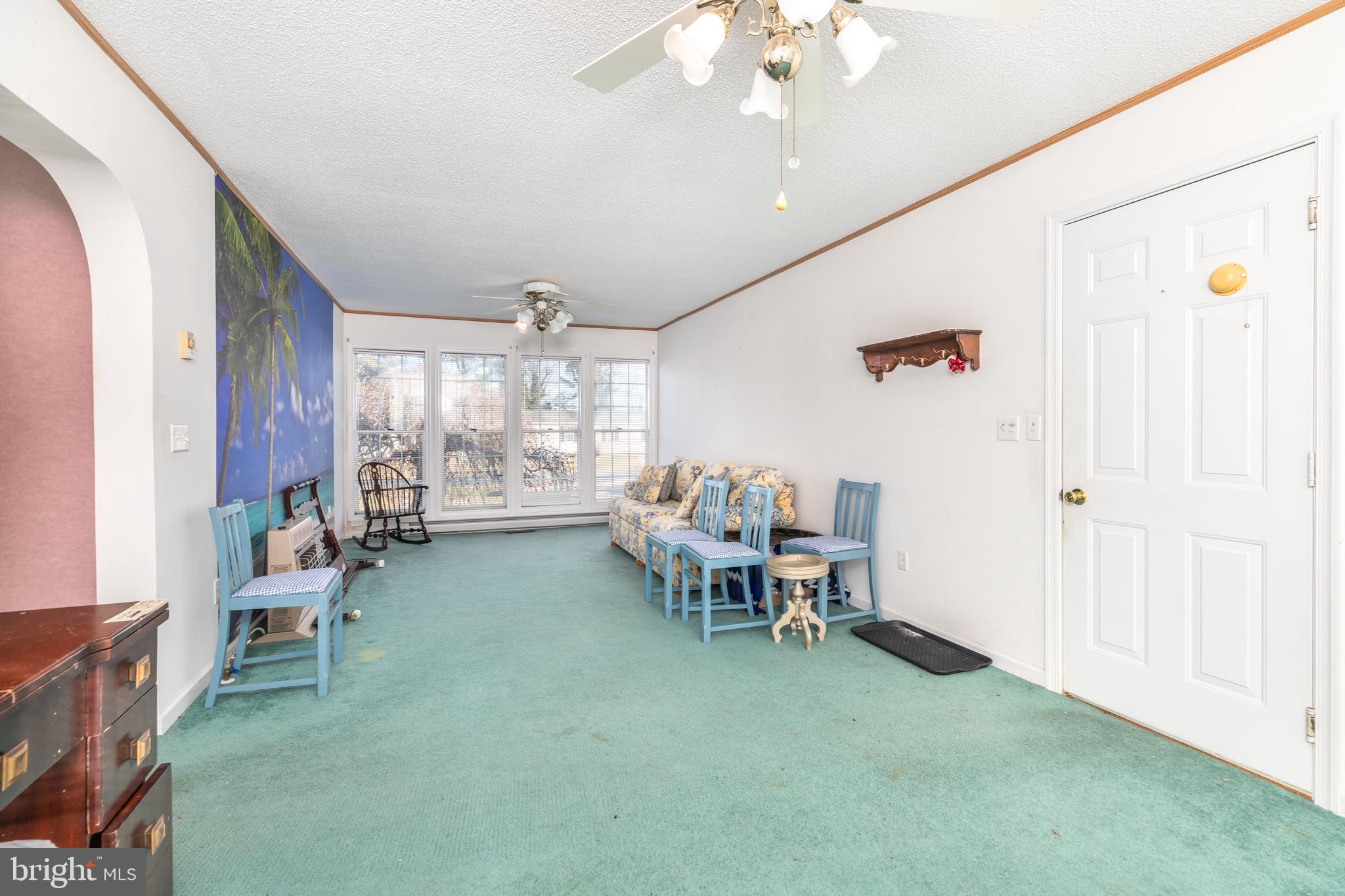 TEAL POINT - Residential