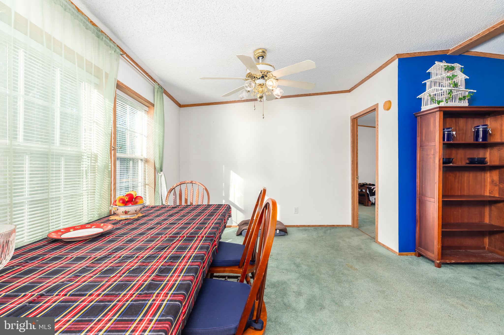 TEAL POINT - Residential