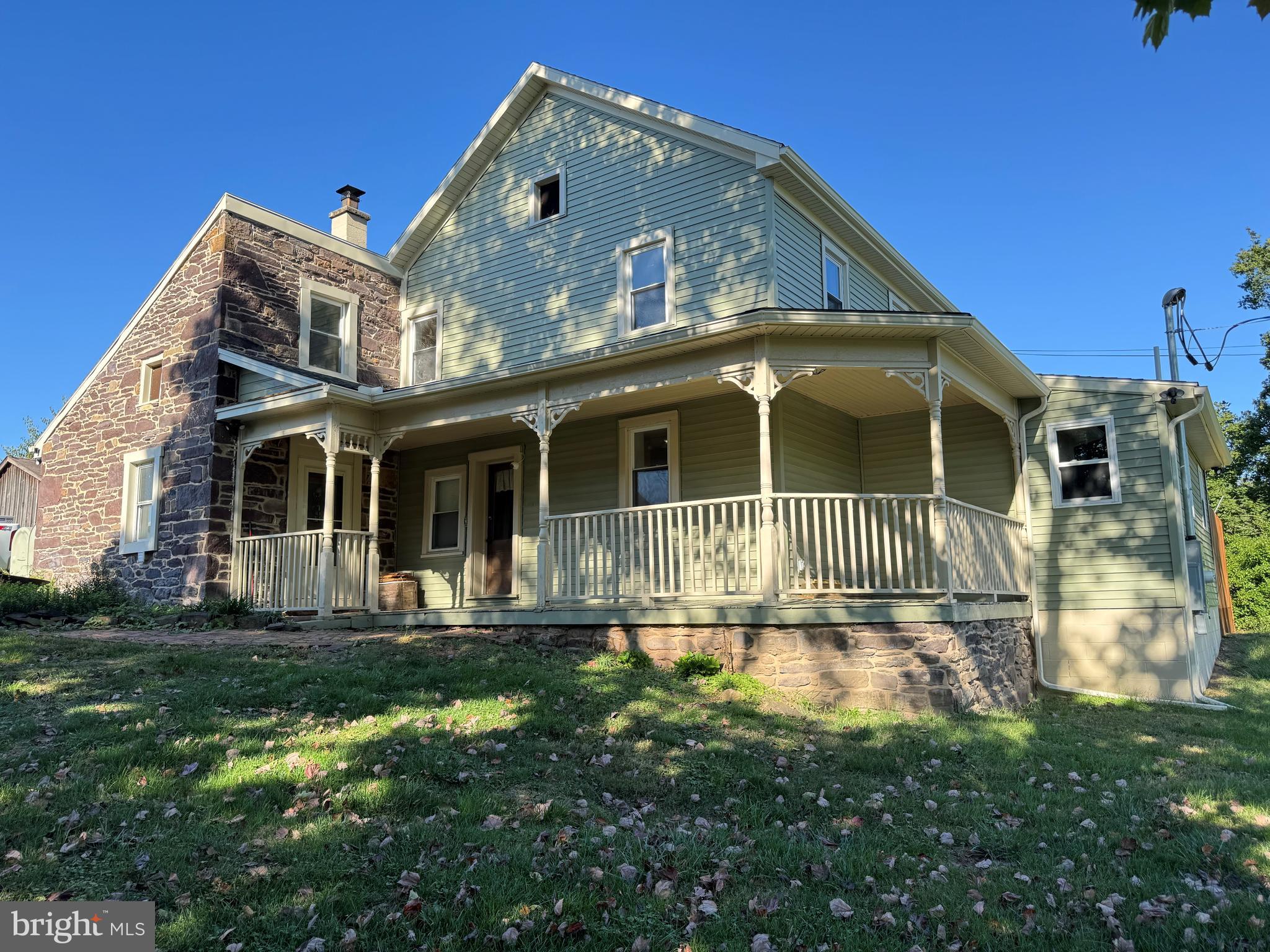 2595 TABLE ROCK ROAD