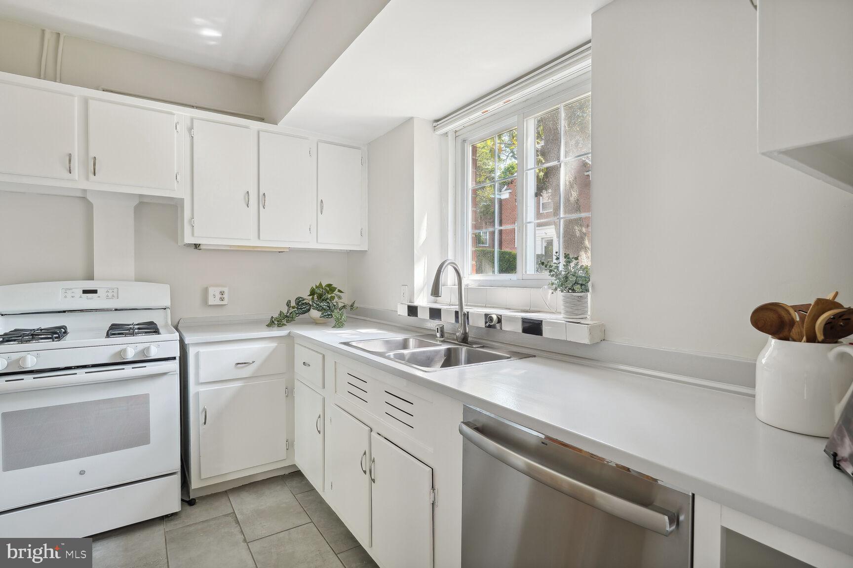 PARKFAIRFAX - Residential