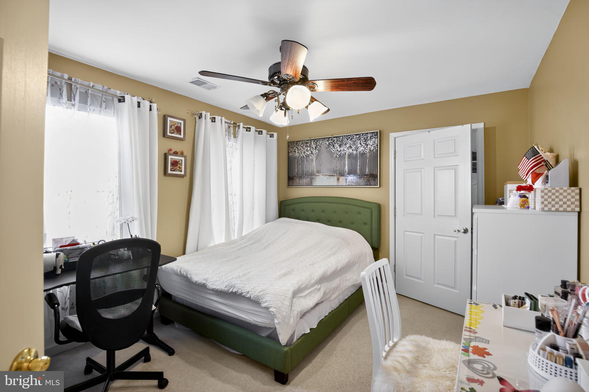 PERRY HALL - Residential