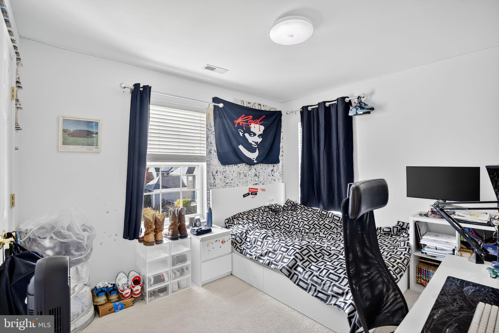 PERRY HALL - Residential