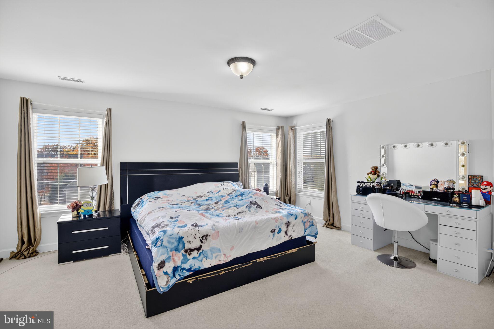 PERRY HALL - Residential