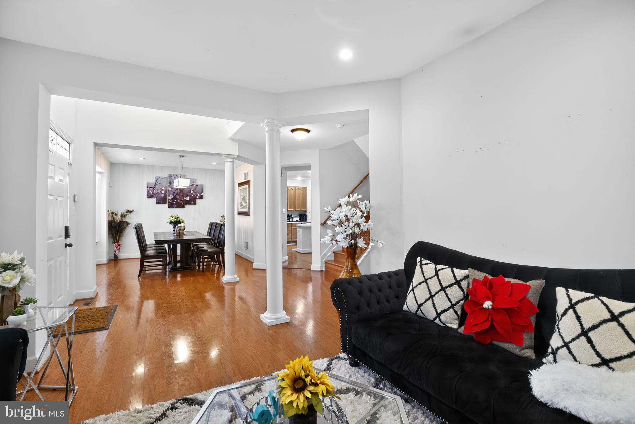 PERRY HALL - Residential