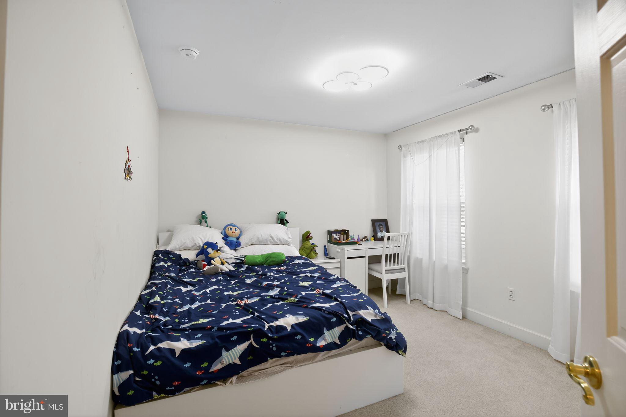 PERRY HALL - Residential