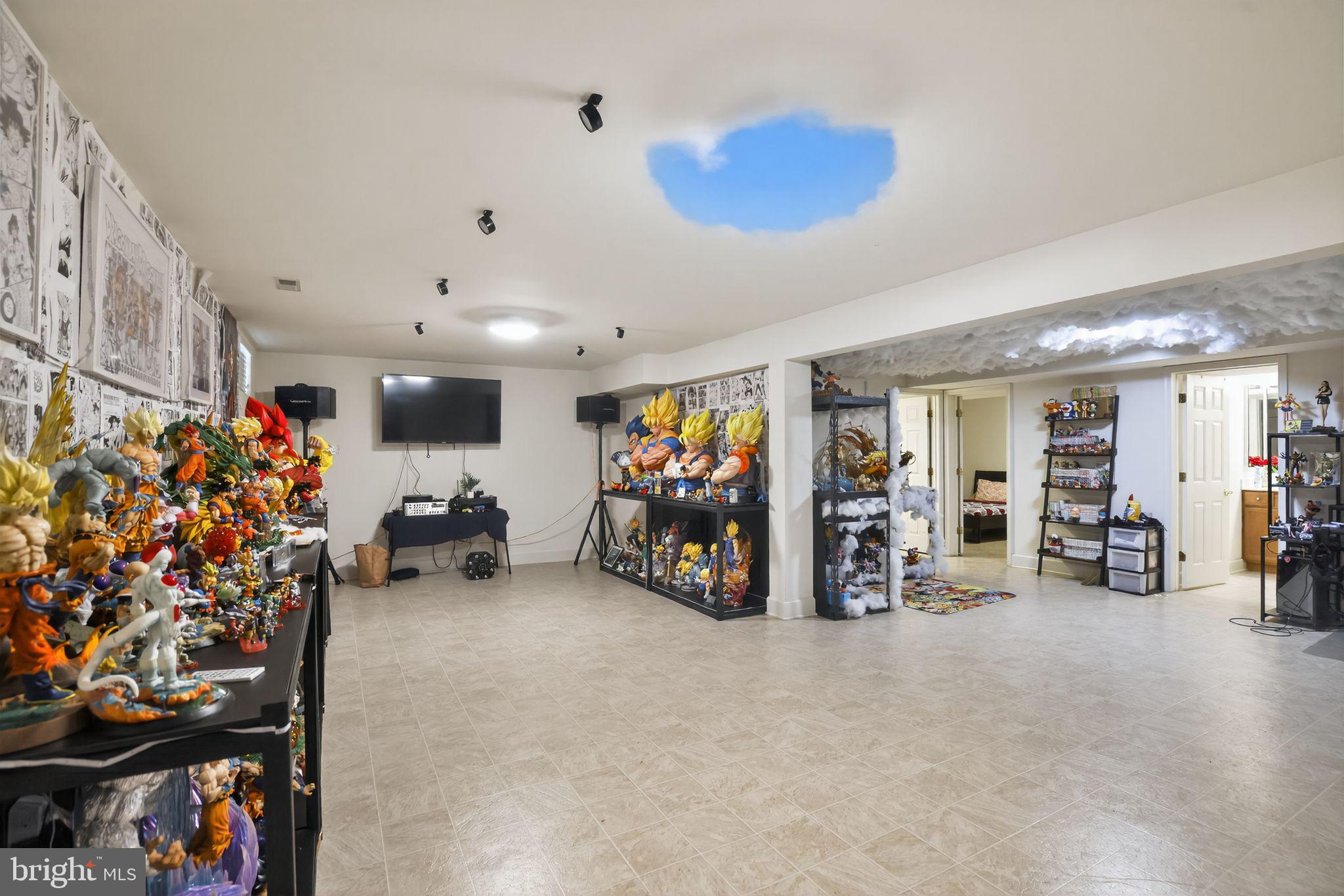 PERRY HALL - Residential