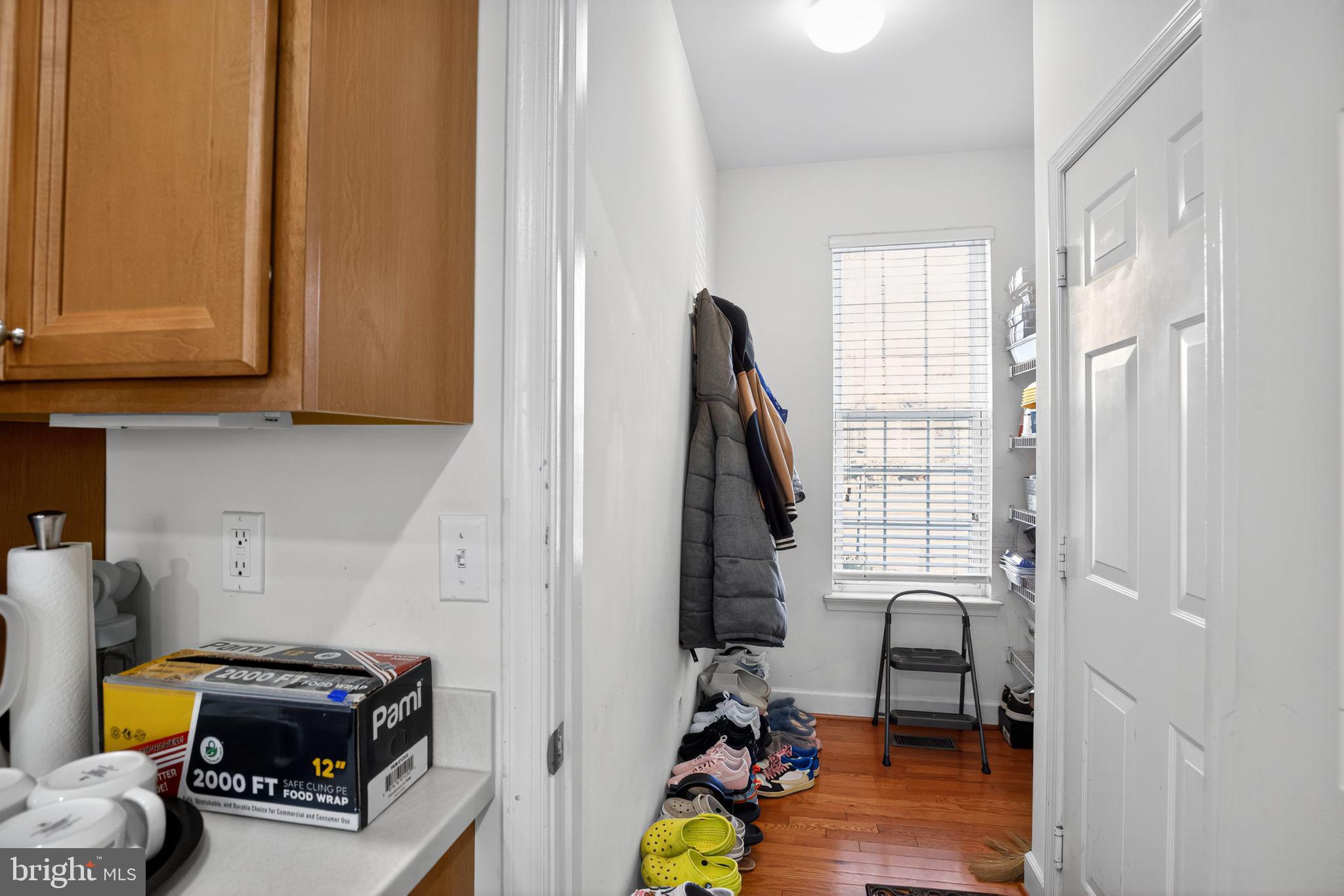 PERRY HALL - Residential