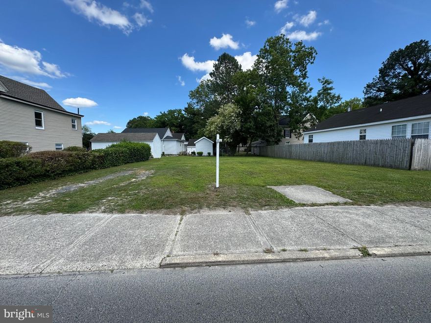 LOT FOR SALE OR DEVELOPER has home ready to spec build.  Prime building lot in the quaint town of Pocomoke City.  Town Water and Sewer is available.  This lot is situated on quiet residential street.  Purchase the lot with no builder tie in for $24,000 or purchase the Lot & Home Package with a base price of $249,000.  Buyer to verify all details with the town of Pocomoke City.