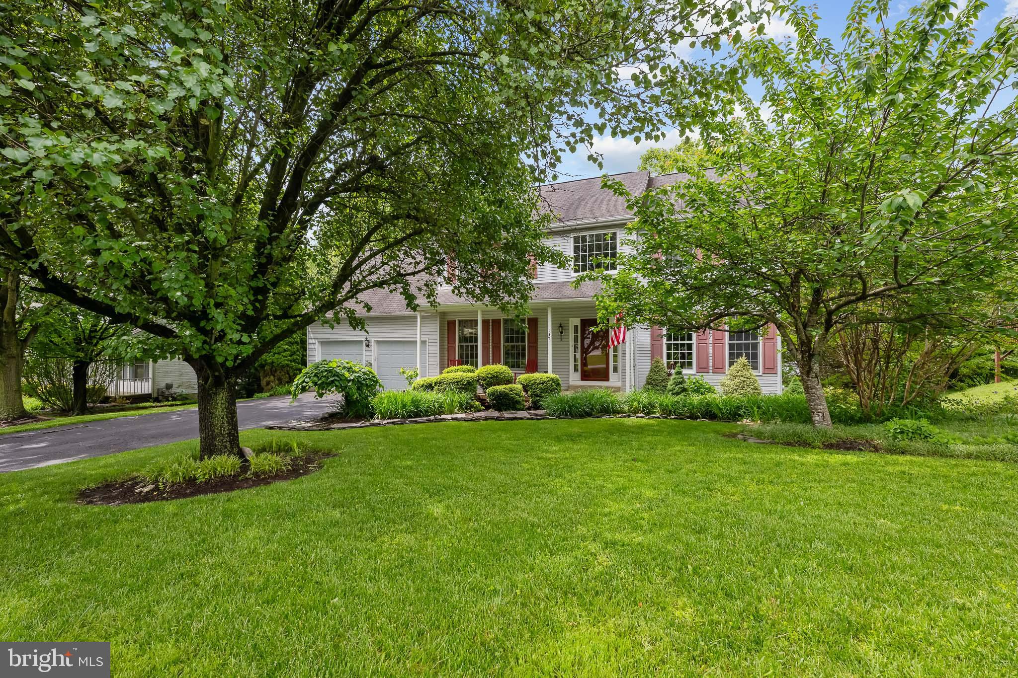 Nestled in the sought-after Somerset Lake community in Landenberg, this spacious and well-appointed home offers a lifestyle of comfort, convenience, and natural beauty. Enjoy access to an impressive array of community amenities, including a scenic lake, clubhouse, outdoor pool, playground, tennis and basketball courts—creating a vibrant and active setting for all ages.
Step inside to a dramatic two-story foyer that sets the tone for this elegant and functional layout. The formal living and dining rooms offer ideal spaces for entertaining, while the inviting family room, with its cozy fireplace and glass doors to the rear deck, flows seamlessly into the heart of the home—the kitchen.
The eat-in kitchen features granite countertops, a large center island, crisp white cabinetry, stainless steel refrigerator, and a stylish tile backsplash—everything you need for daily living and hosting guests.
Upstairs, the spacious primary suite serves as a peaceful retreat, complete with a vaulted ceiling, an expansive walk-in closet with built-ins, and a luxurious en-suite bathroom offering a double vanity, oversized soaking tub, and separate shower. Three additional generously sized bedrooms share a well-appointed hall bath.
The finished walk-out lower level expands your living space with endless possibilities—whether you envision a home gym, game room, playroom, or media area, this flexible space can meet your needs.
Outdoors, enjoy a private oasis with mature trees, flowering plants, and a charming rambling stream. A two-car garage completes the picture.
Don’t miss this opportunity to live in one of Landenberg’s most desirable communities—where nature, neighborhood, and comfort come together.