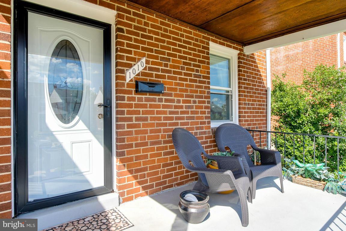 ARBOUR MANOR - Residential