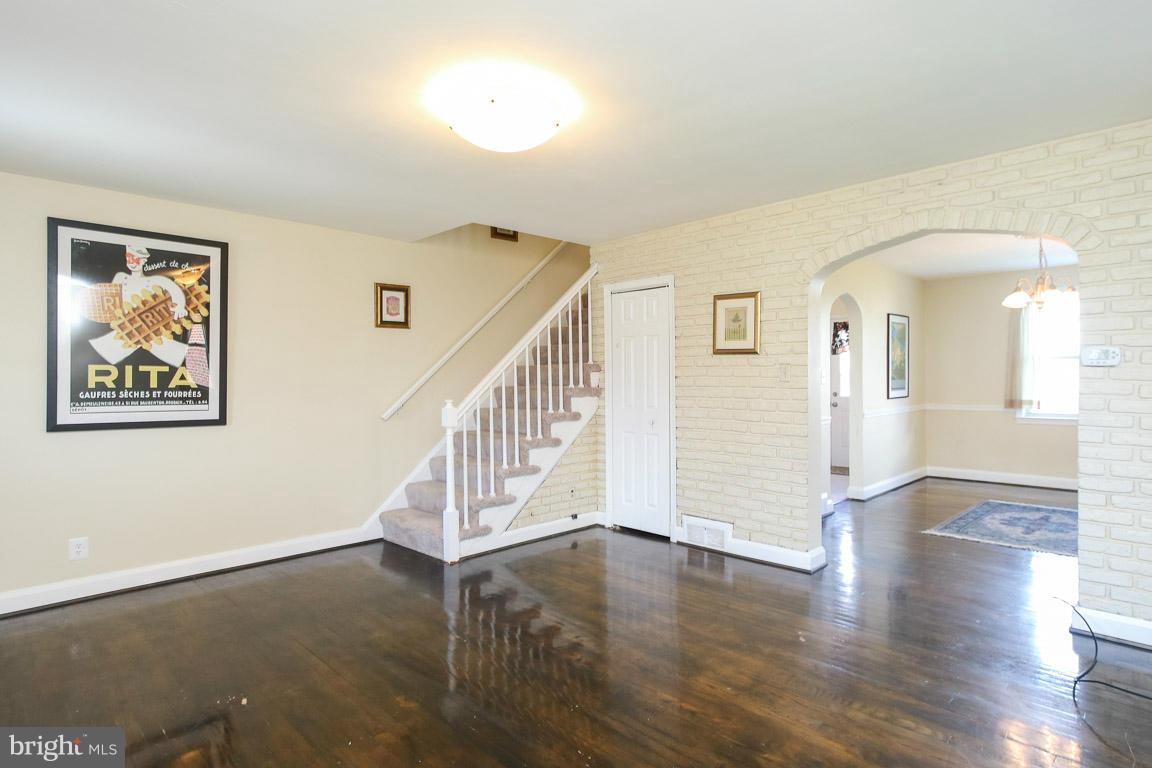 ARBOUR MANOR - Residential