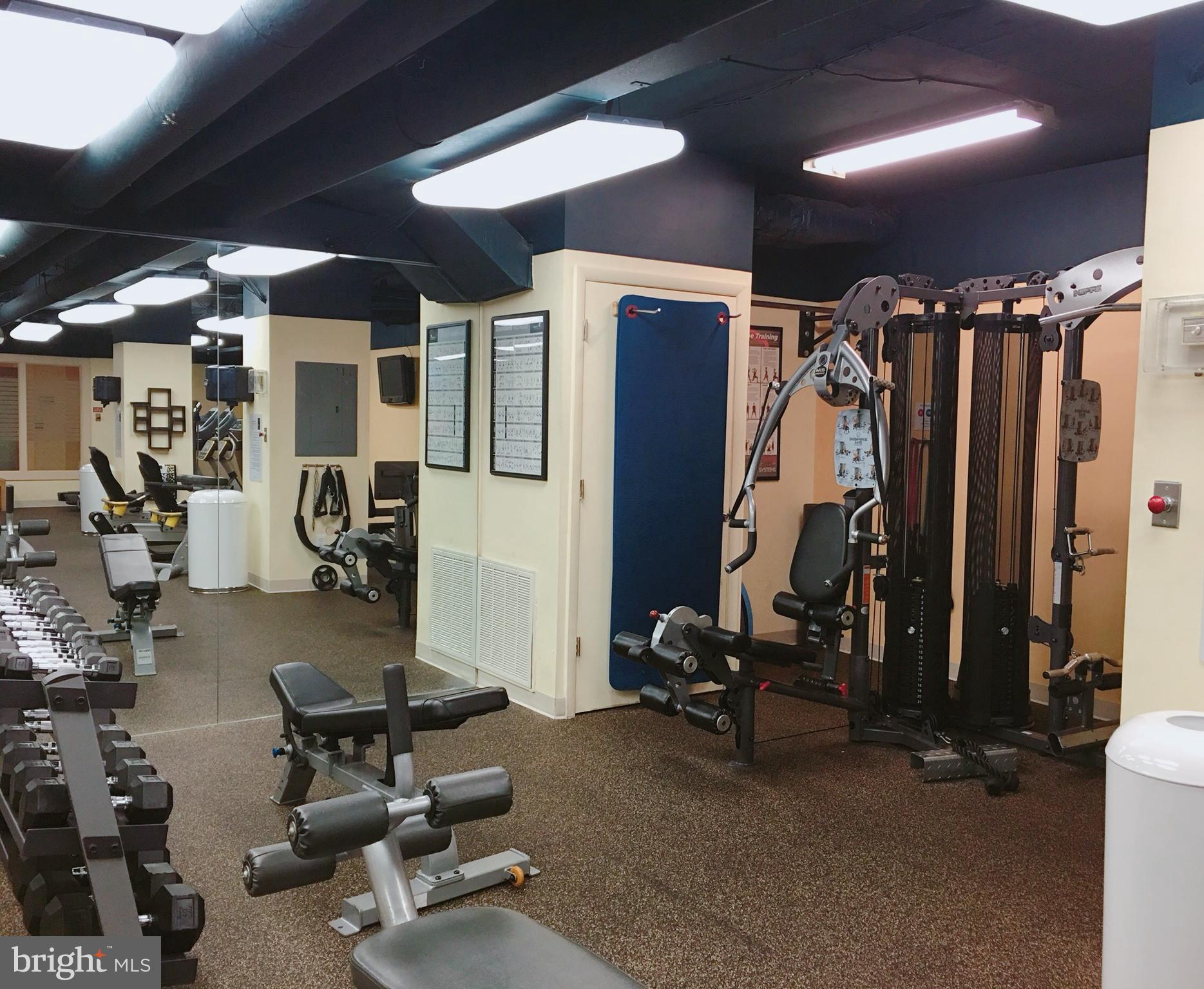 5500 HOLMES RUN PARKWAY 1404