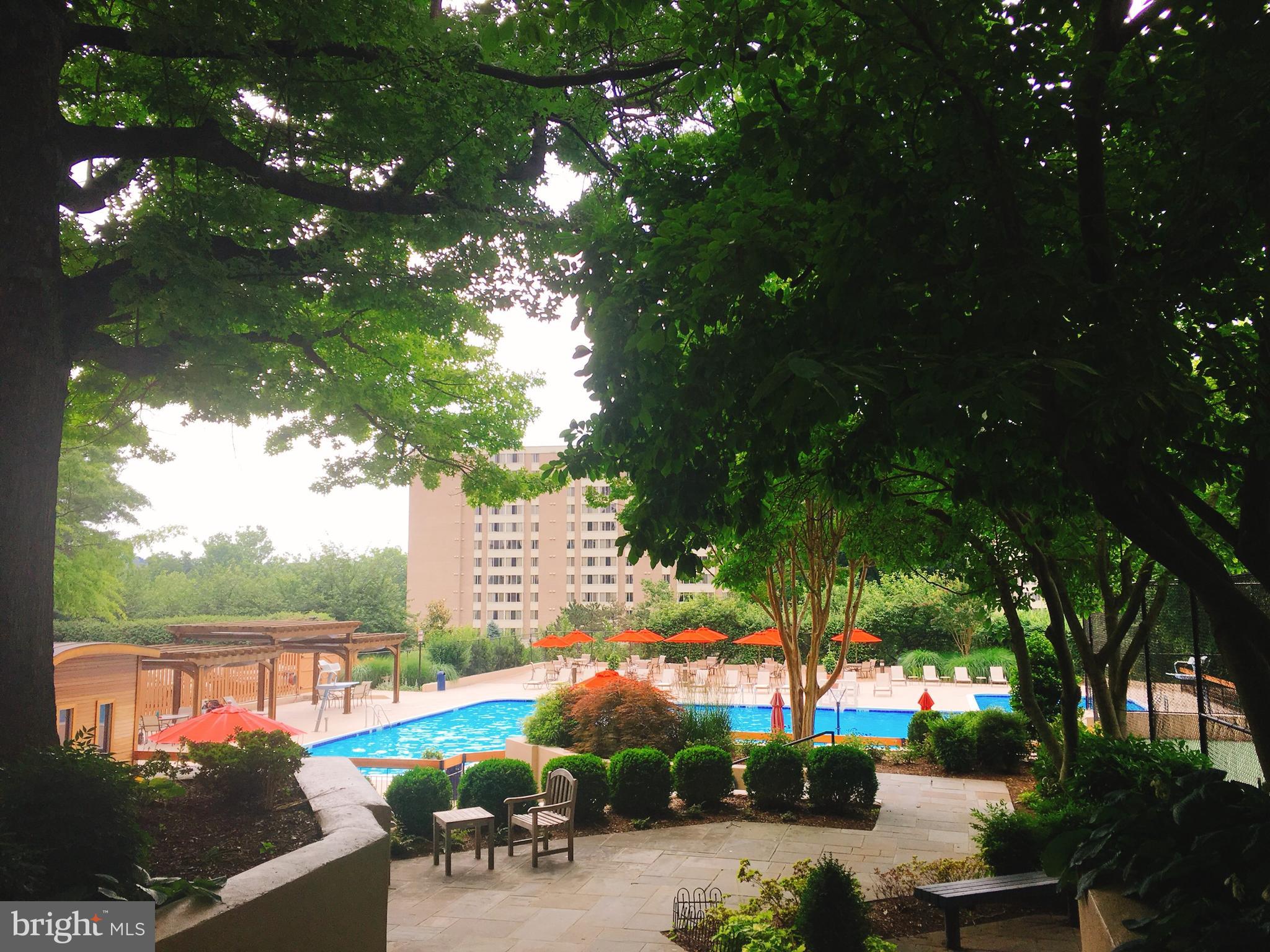 5500 HOLMES RUN PARKWAY 1404