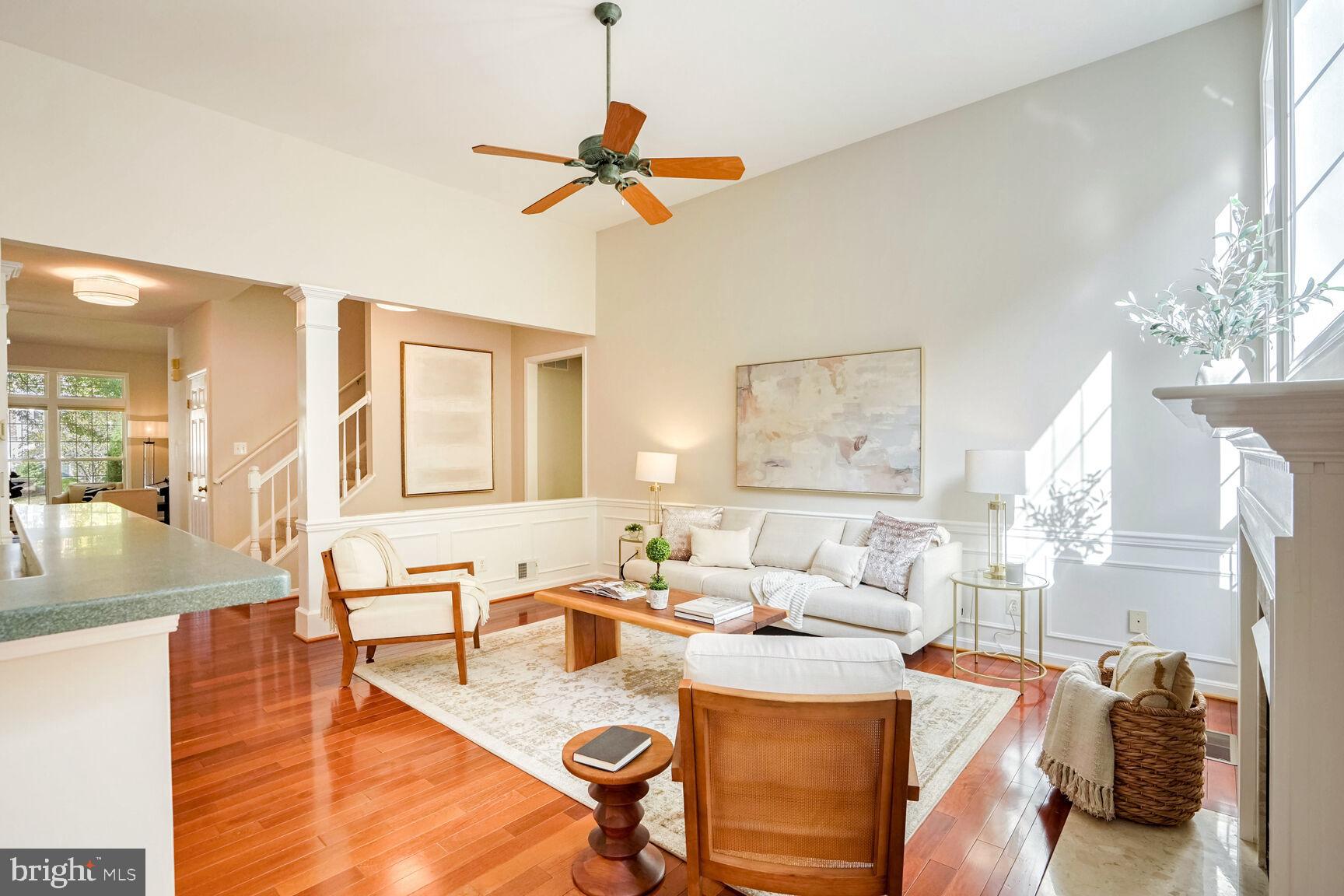 COURTS OF FOX MILL - Residential