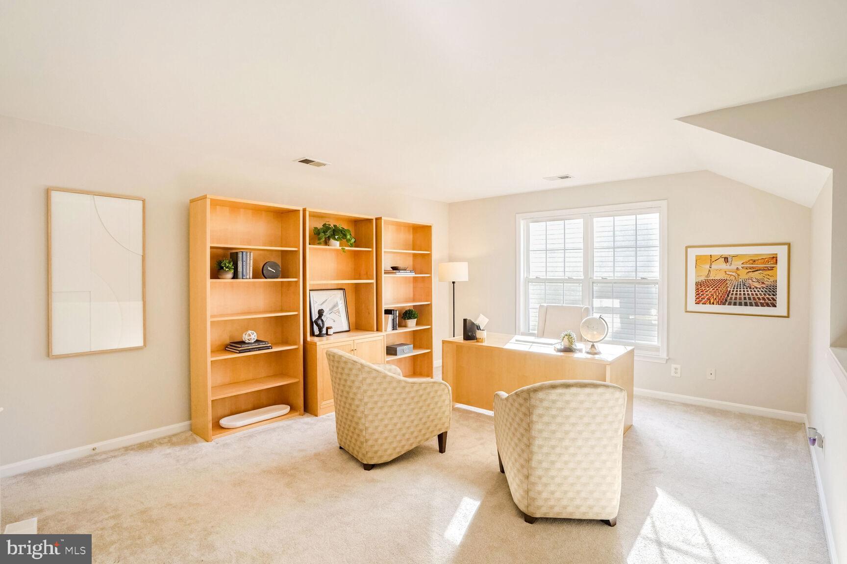 COURTS OF FOX MILL - Residential