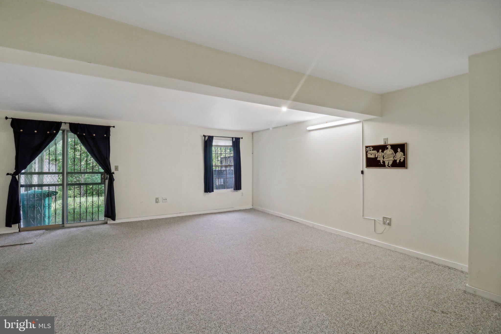 MAYFAIR - Residential