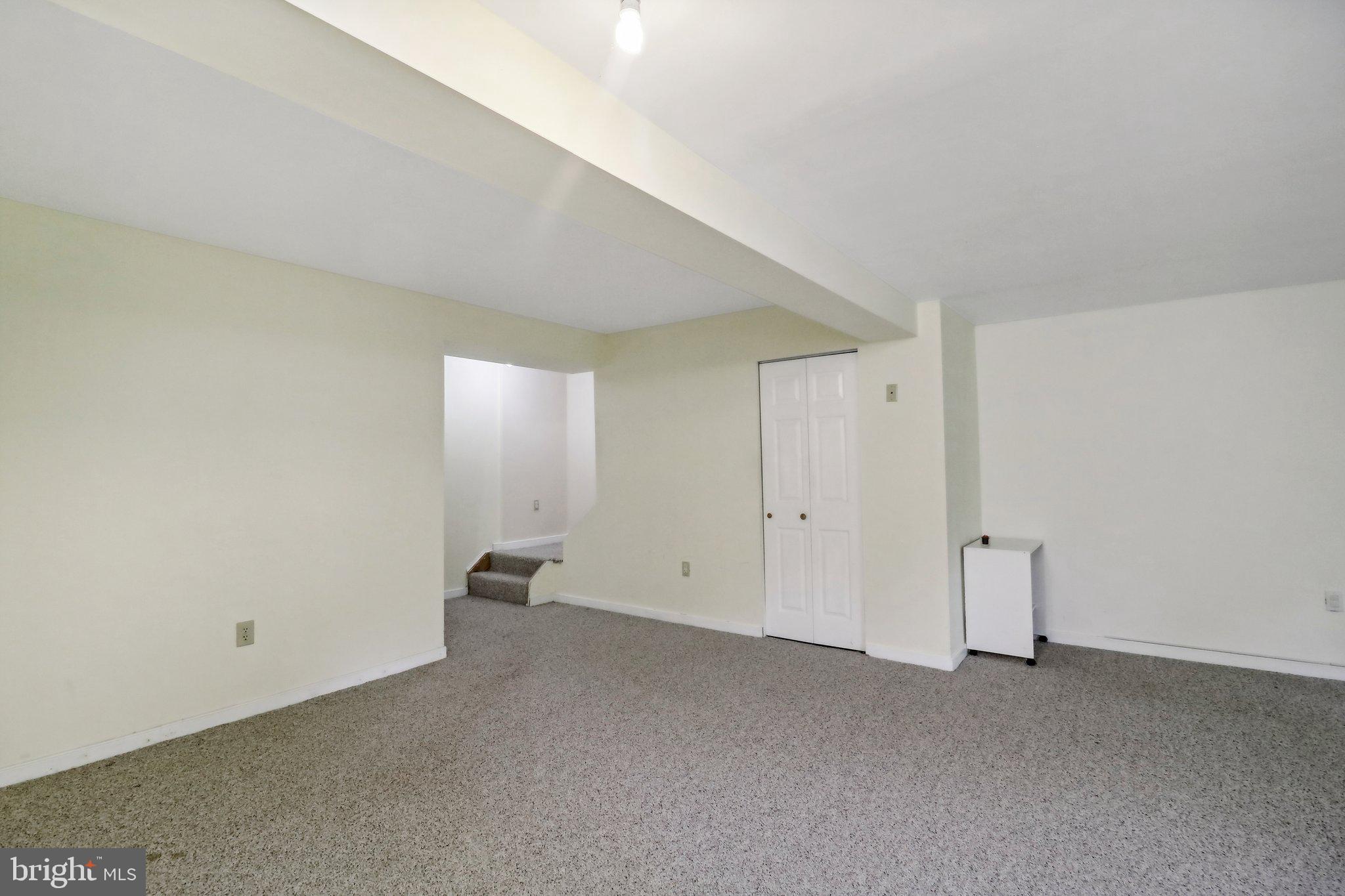 MAYFAIR - Residential