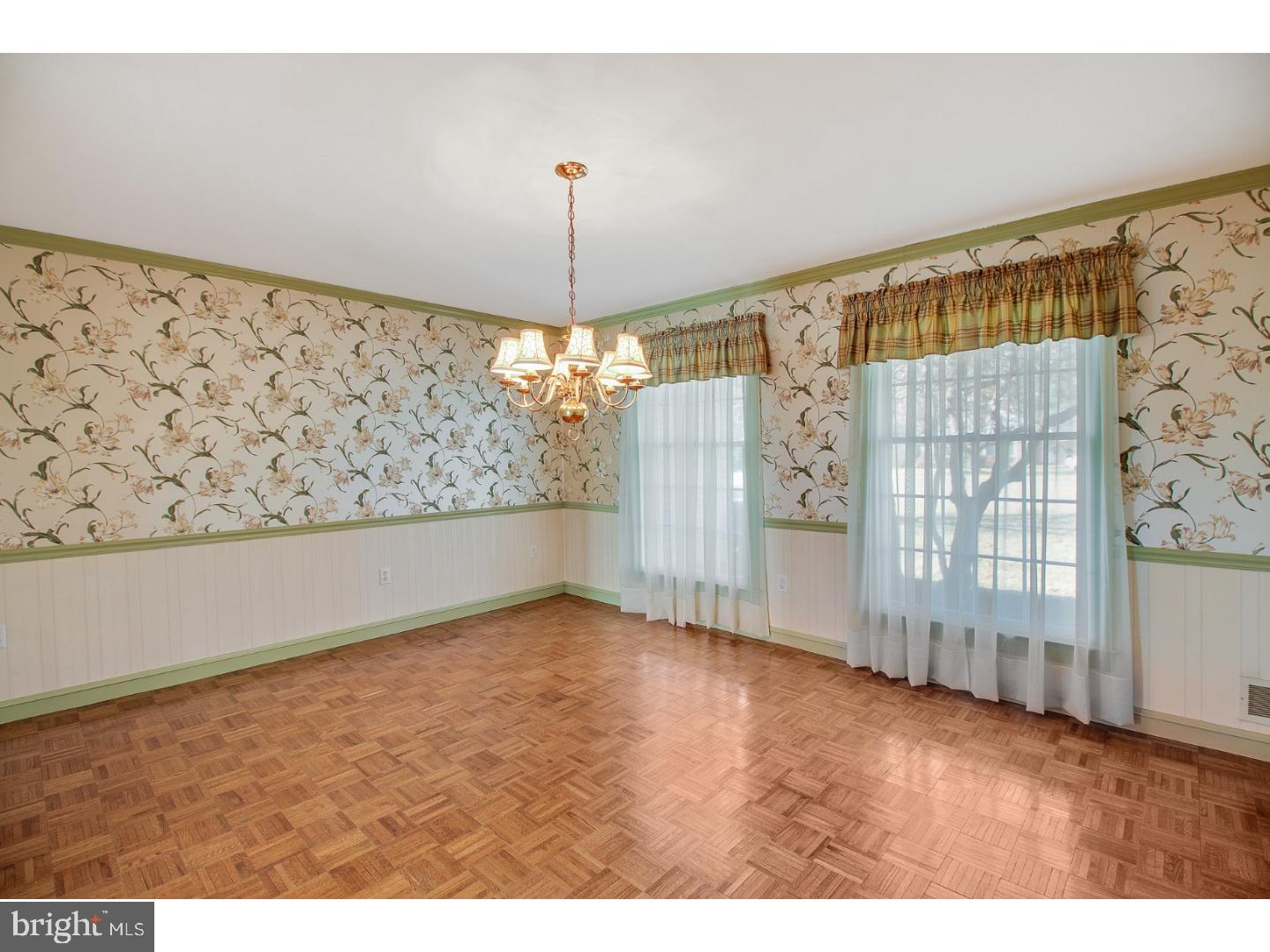 FOX BROOK - Residential