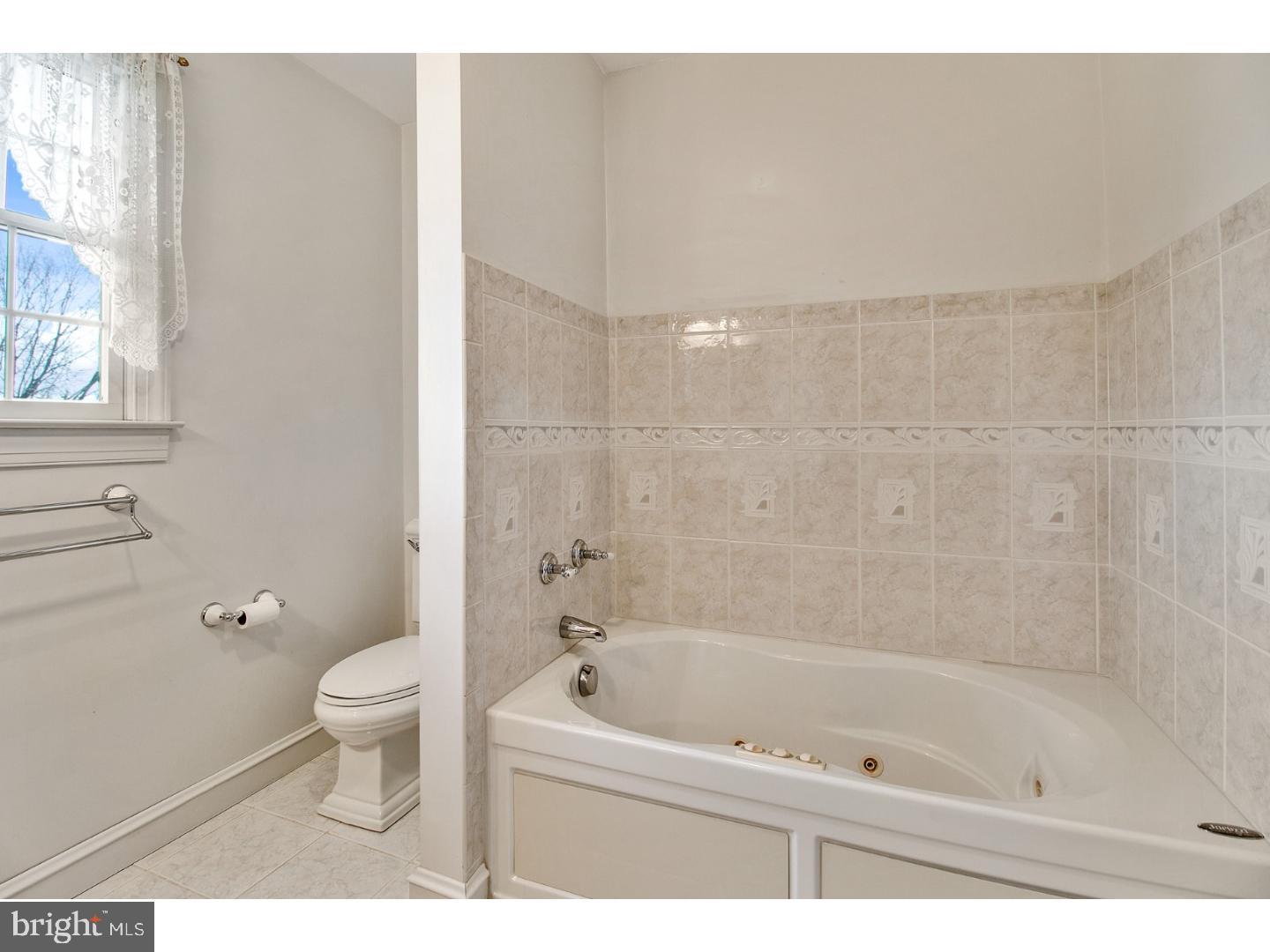 FOX BROOK - Residential