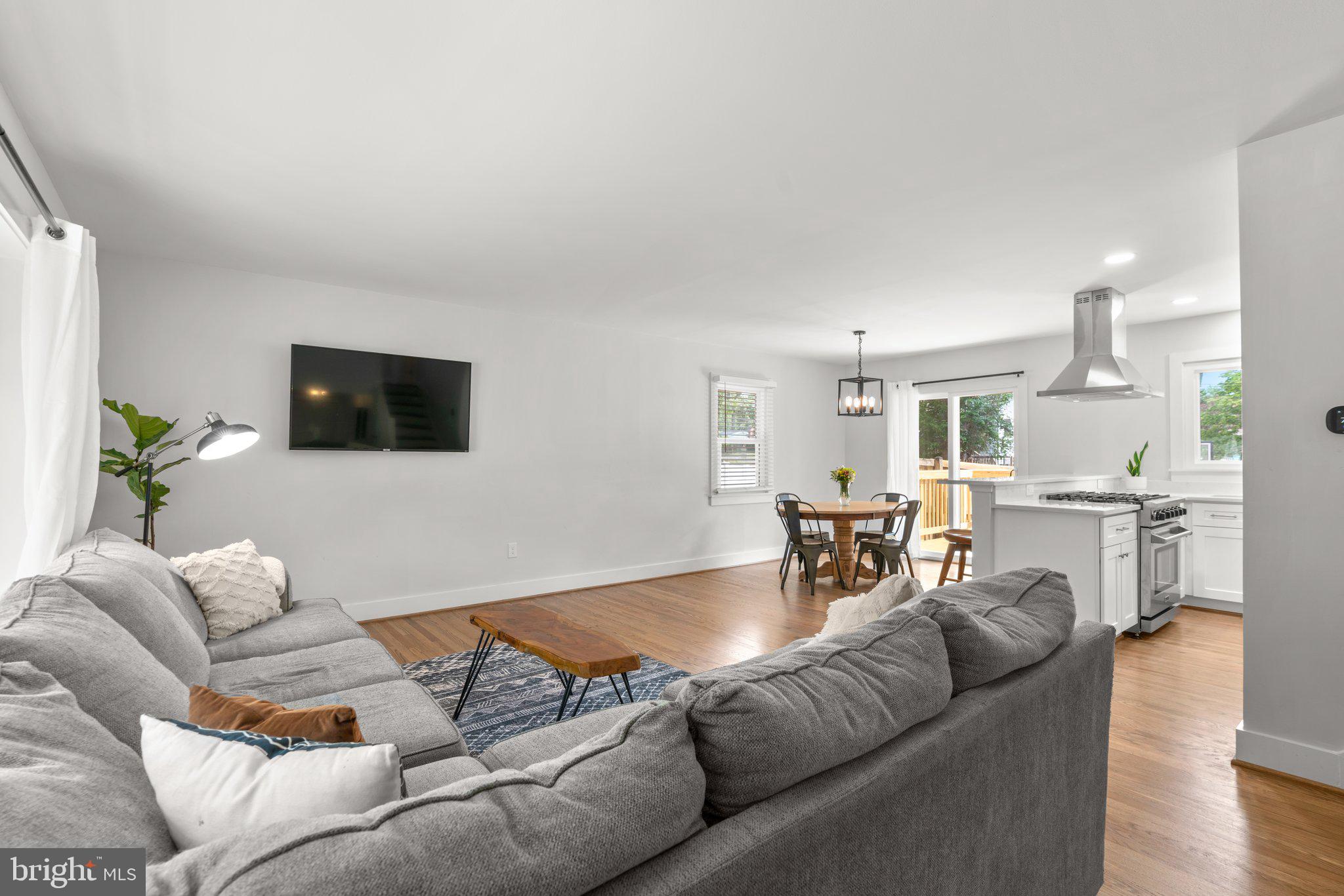 SEVERNA PARK - Residential