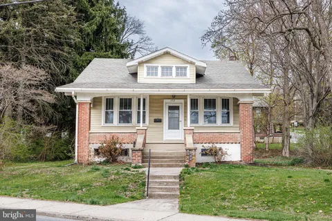 352 Mauch Chunk Street, Nazareth, PA MLS: PANH2007652