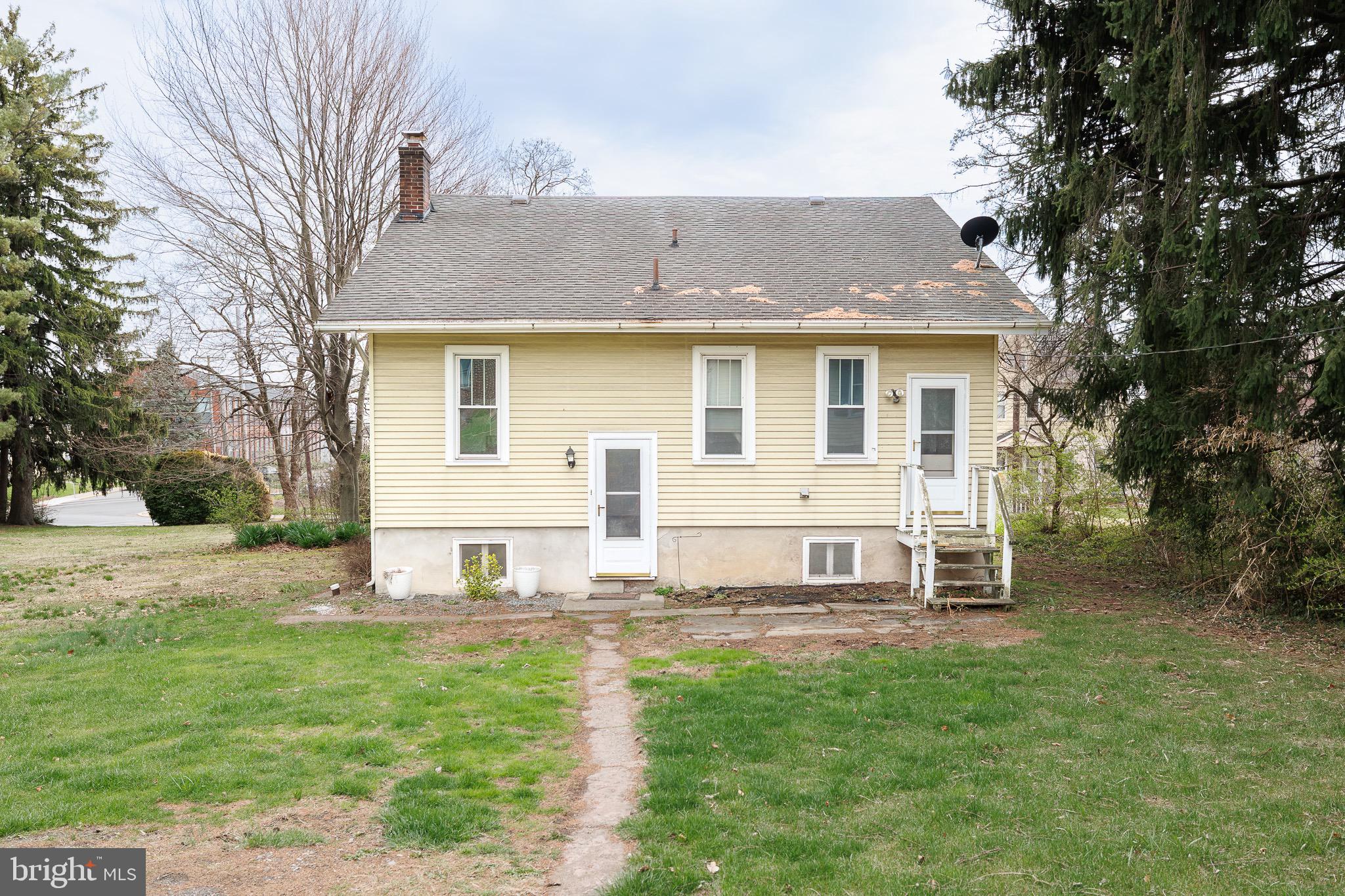 352 MAUCH CHUNK STREET