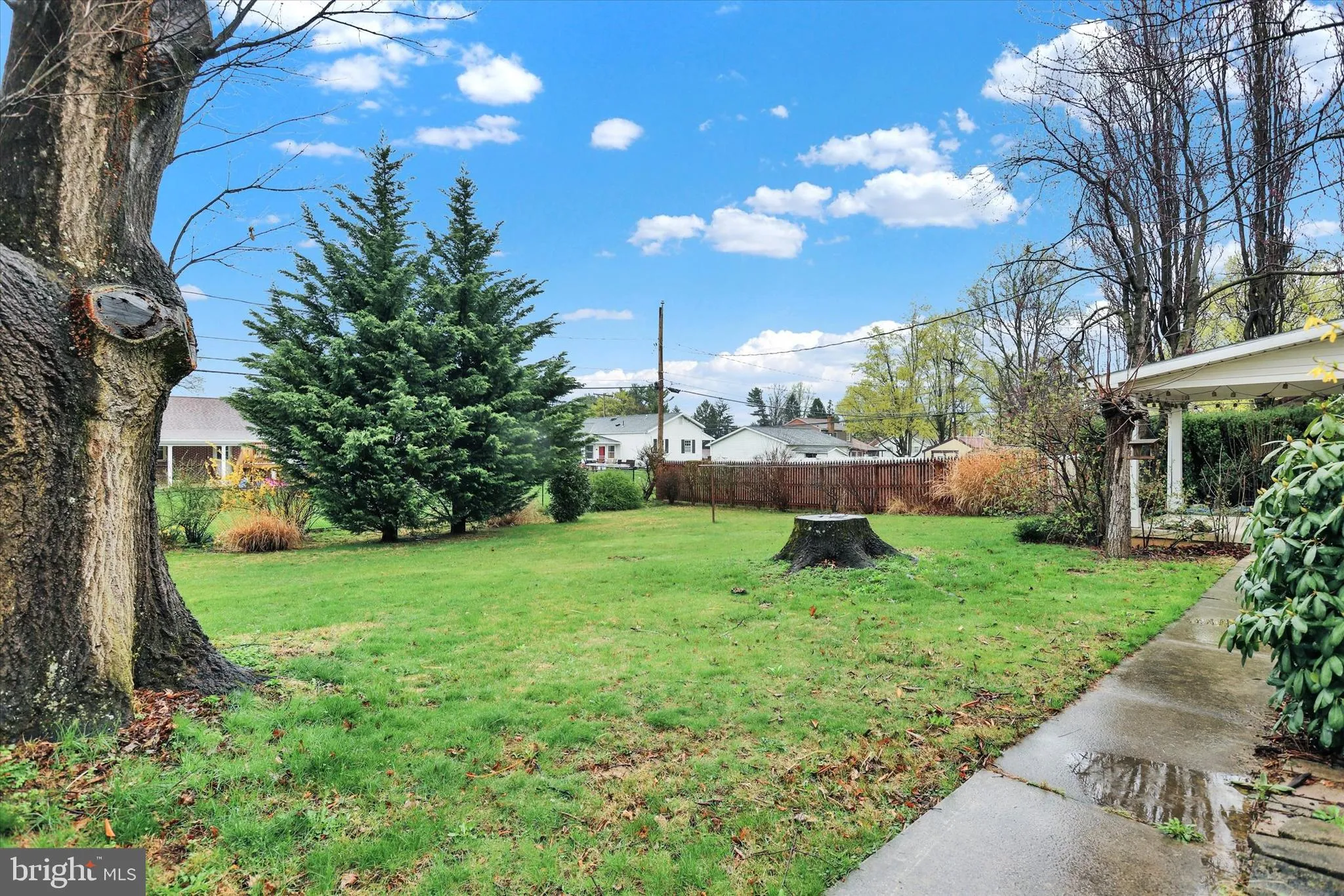 Shippensburg, Pennsylvania 17257, United States, 3 Bedrooms Bedrooms, ,2 BathroomsBathrooms,Residential,Pending,100210