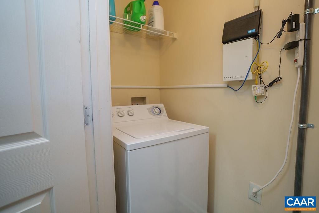 EAGLES LANDING - Residential