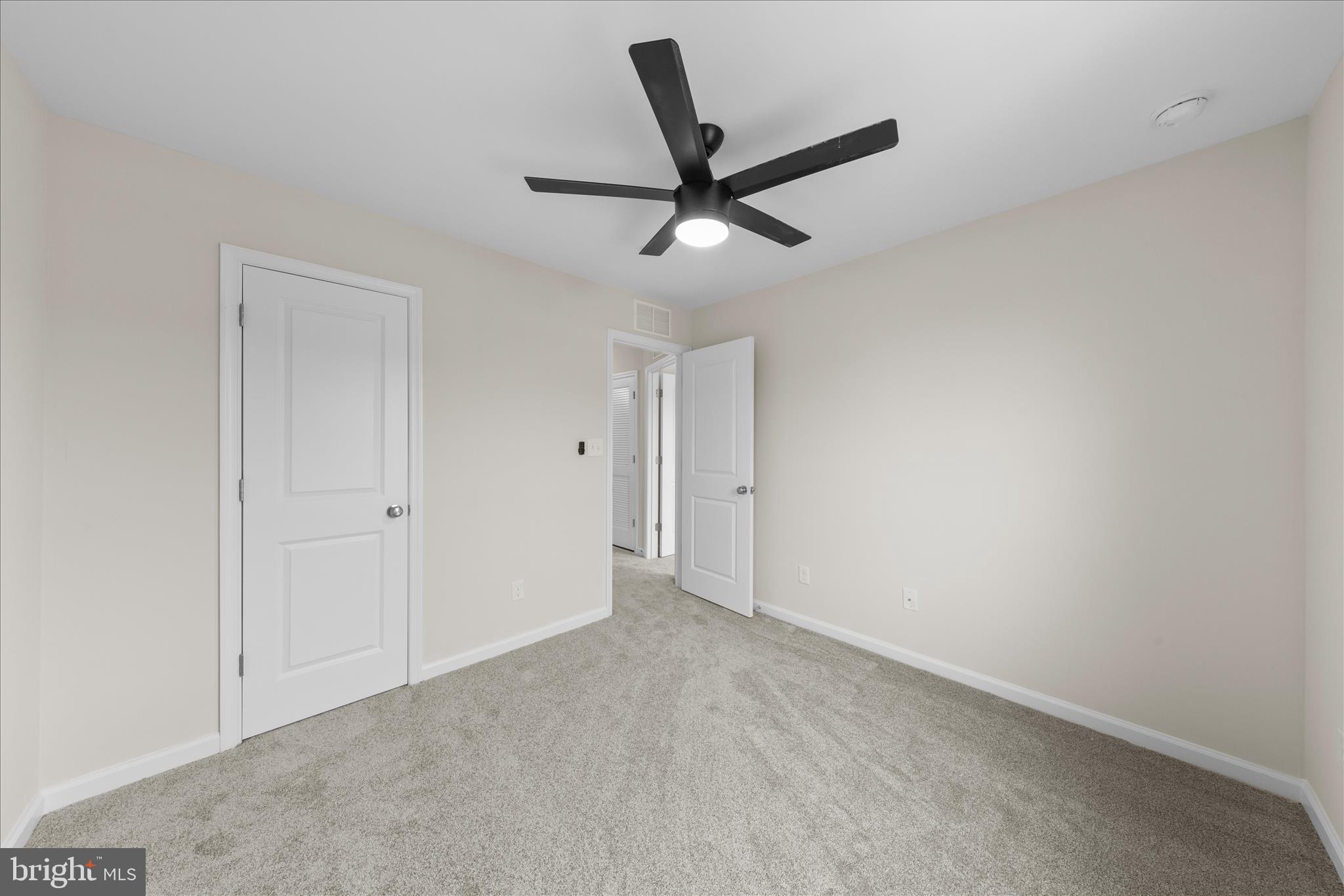 SHEPHERD VILLAGE - Residential