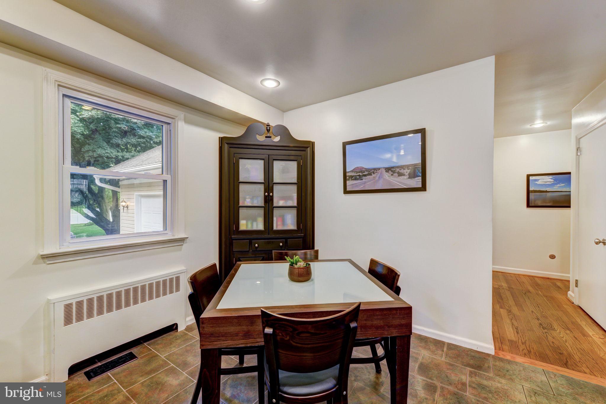 BRYN MAWR - Residential