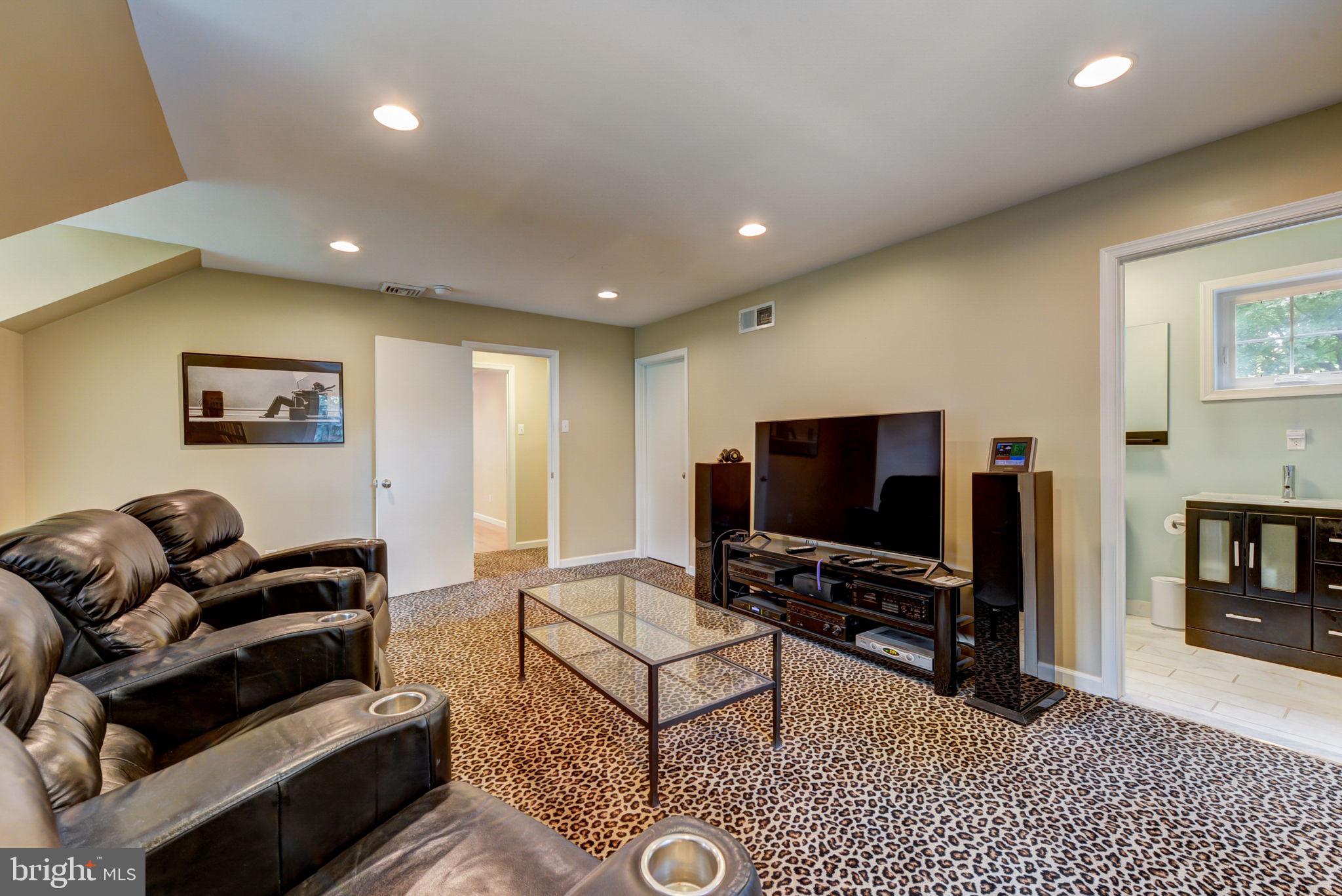 BRYN MAWR - Residential