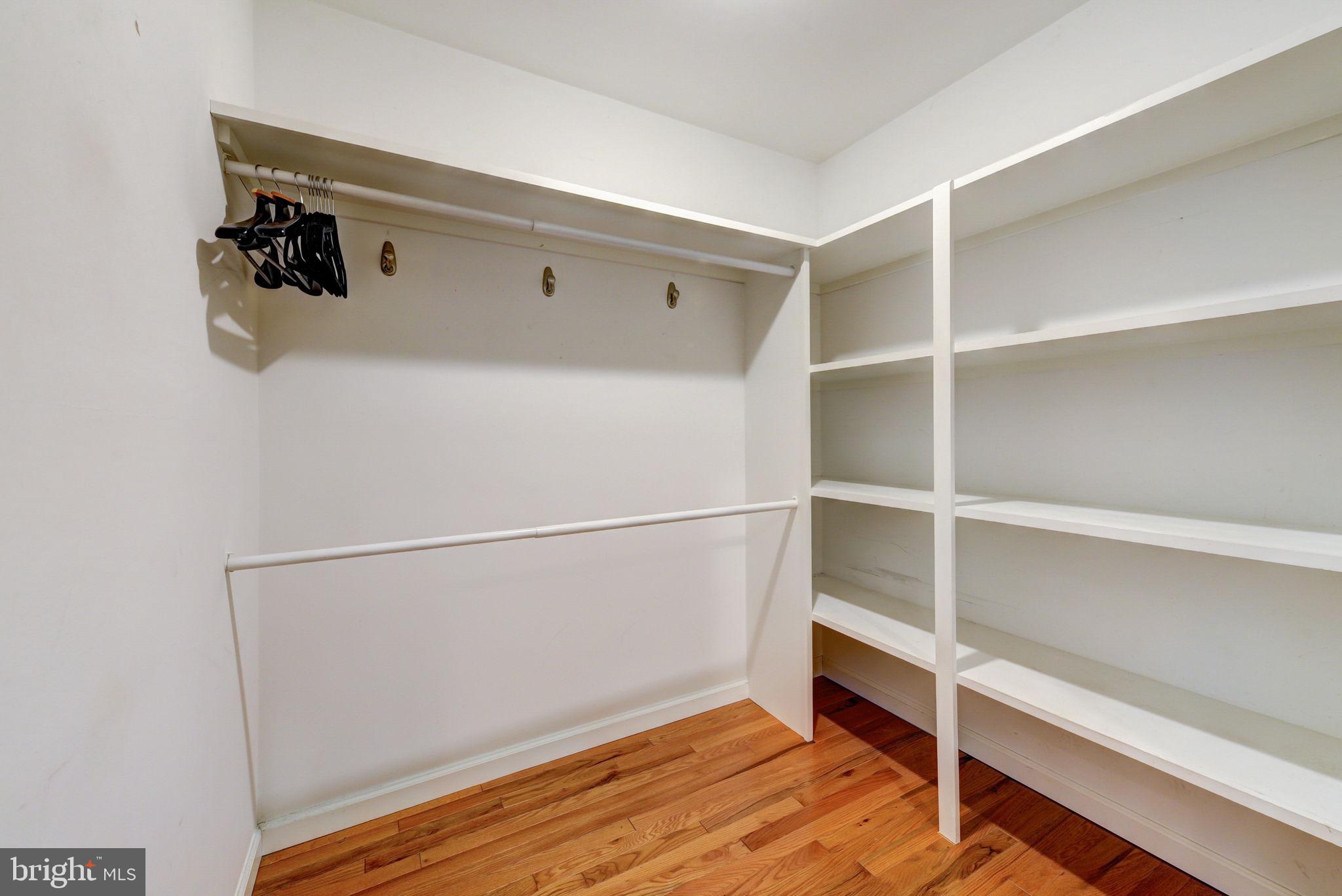 BRYN MAWR - Residential