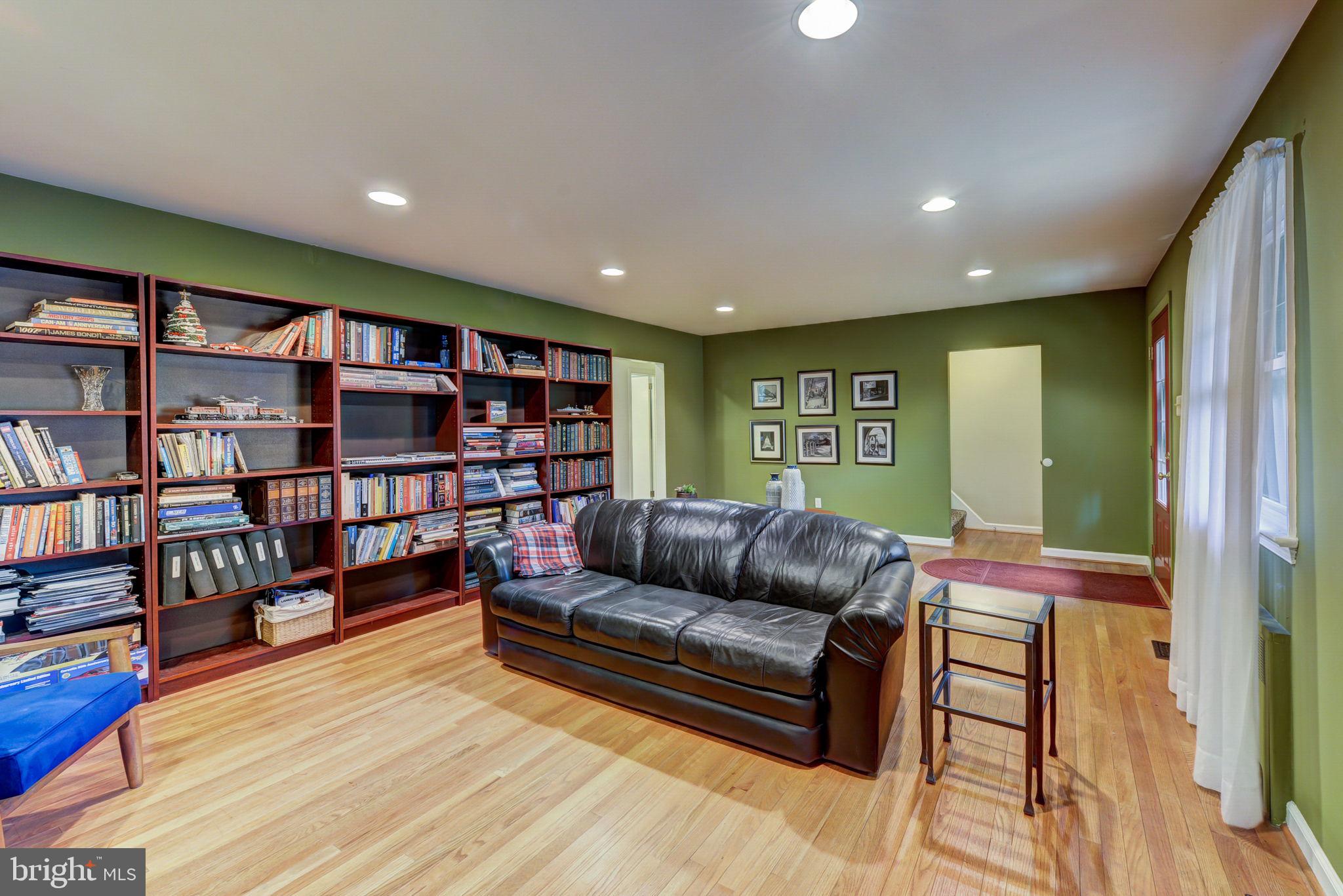 BRYN MAWR - Residential