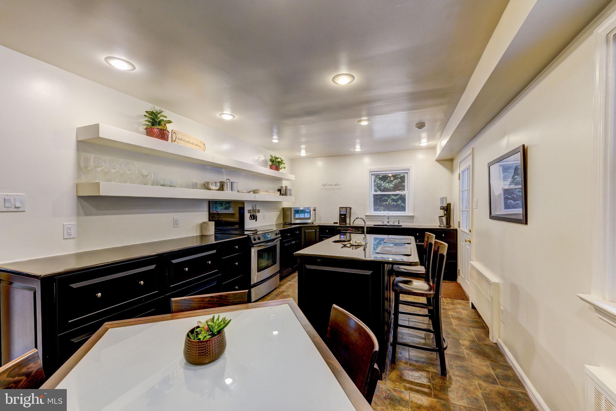 BRYN MAWR - Residential