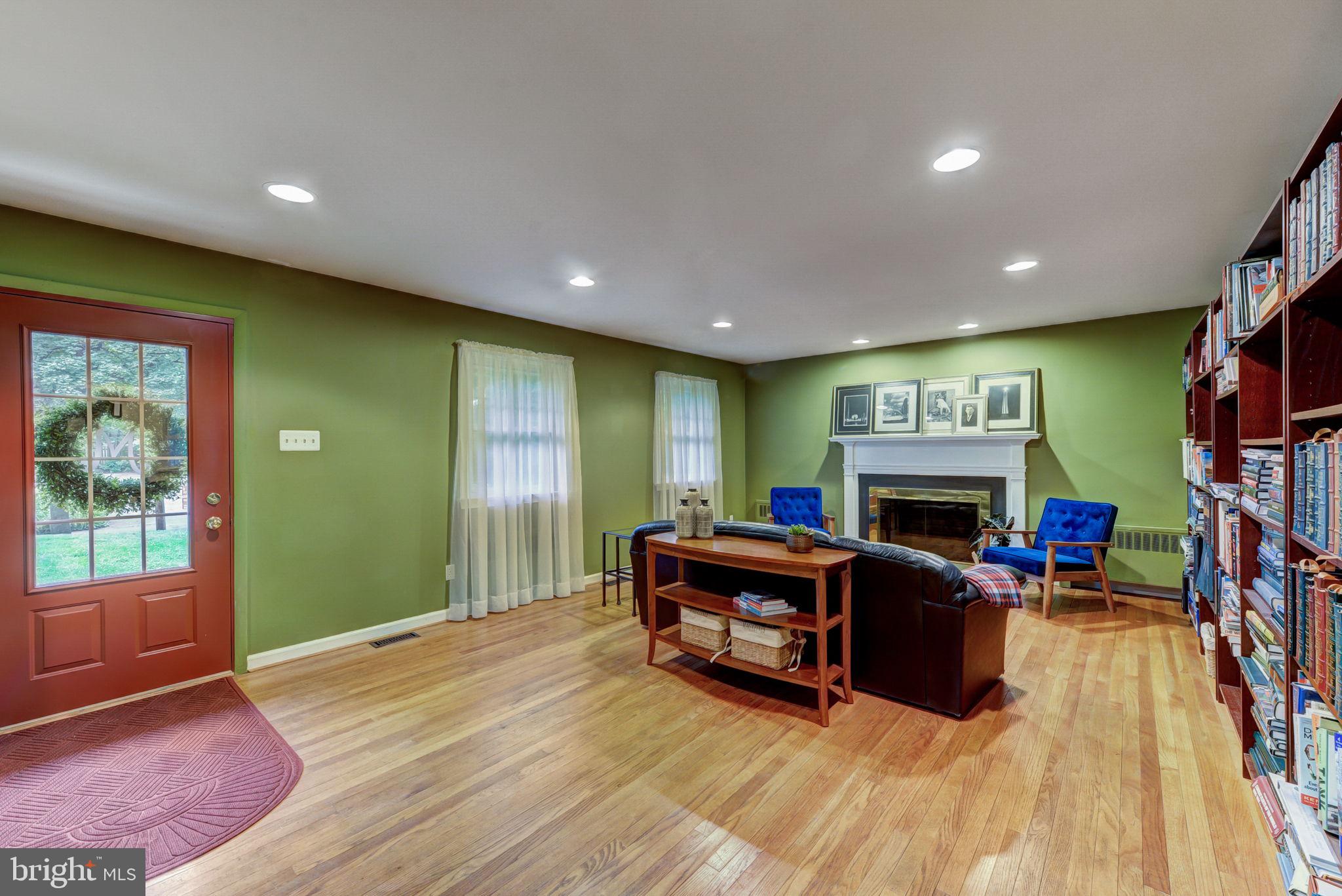 BRYN MAWR - Residential