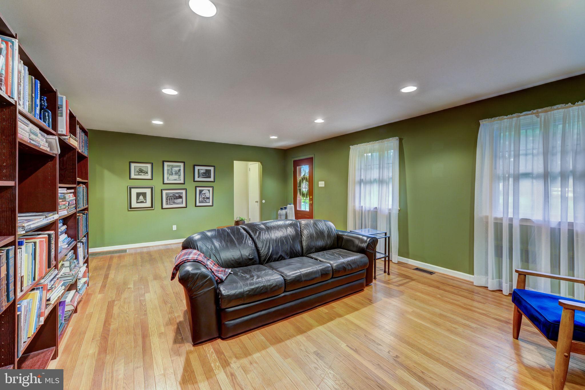 BRYN MAWR - Residential