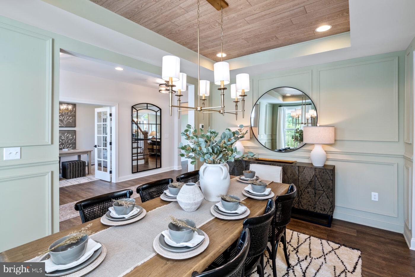 THE MEADOWS AT LONGVIEW - Residential