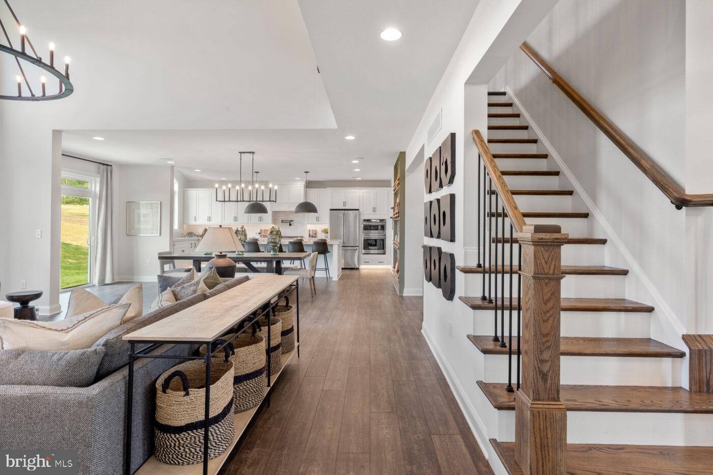 THE MEADOWS AT LONGVIEW - Residential