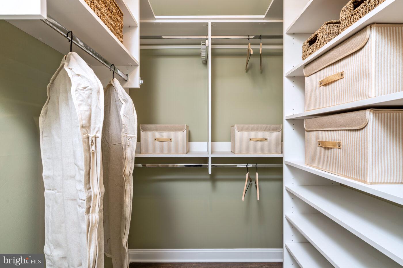 THE MEADOWS AT LONGVIEW - Residential